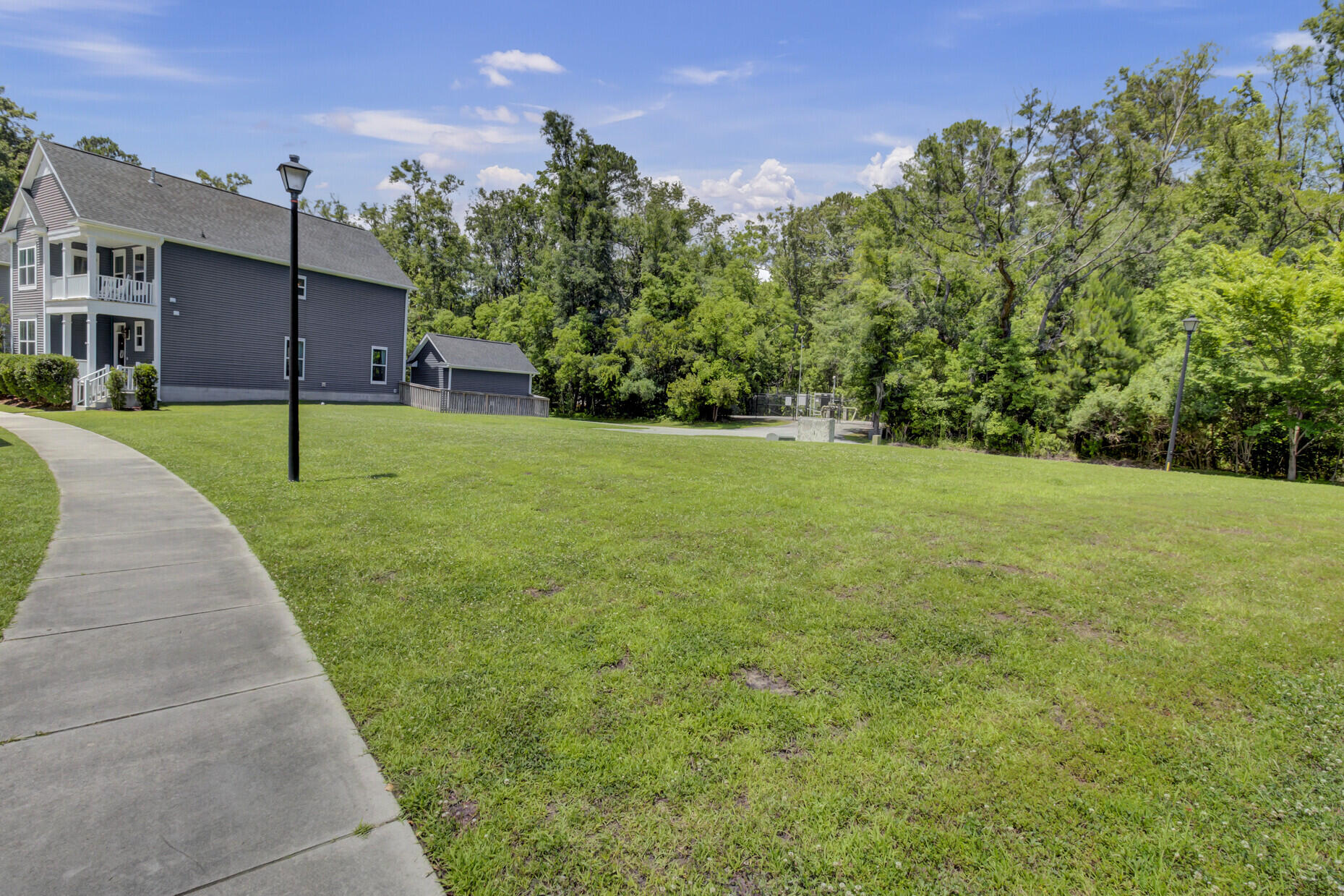 1124 Twitchell Street