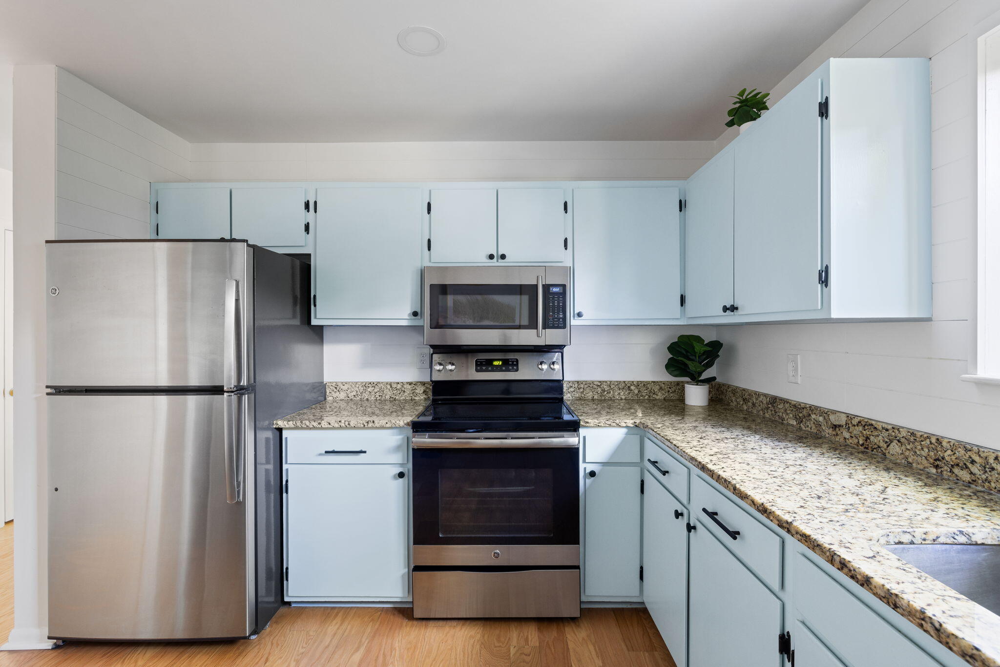 1141 Shadow Lake Circle # J