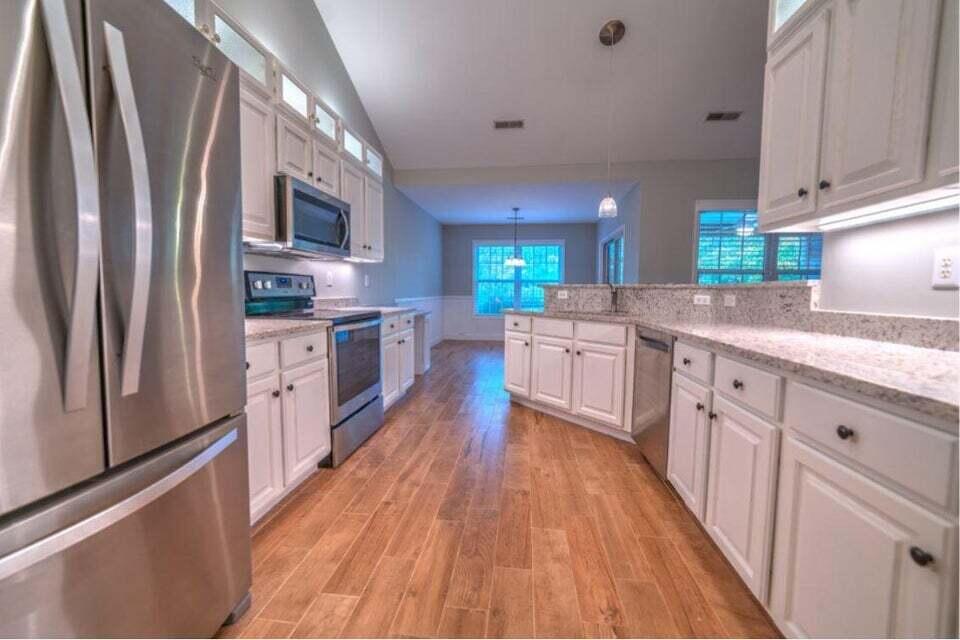 3412 Wellesley Court
