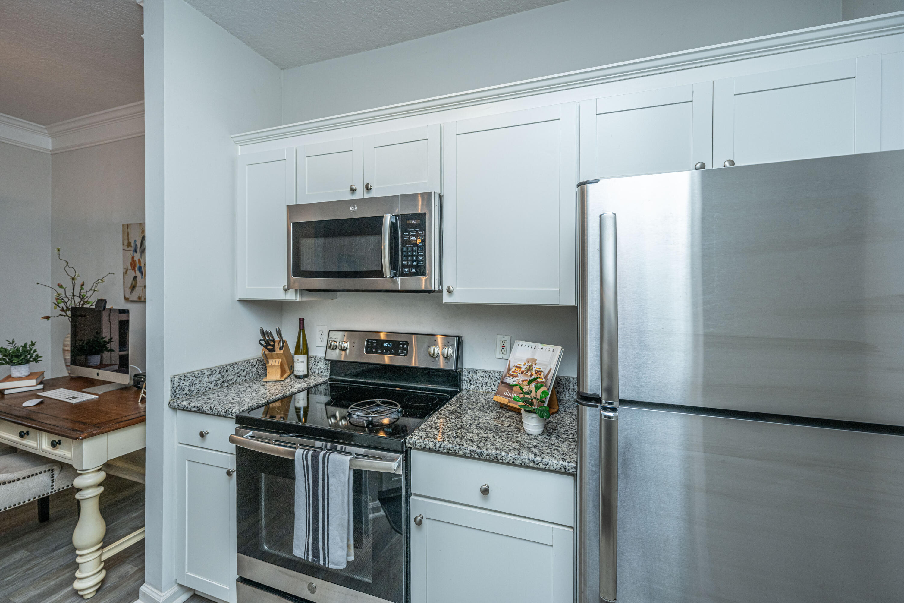 1300 Park West Boulevard # 815