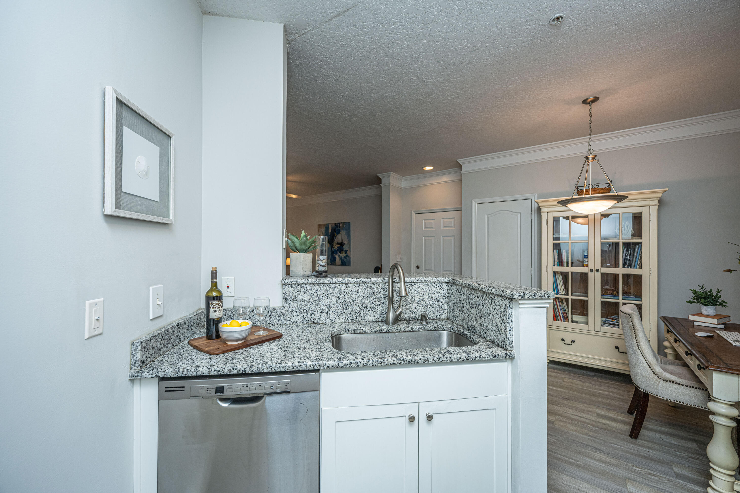 1300 Park West Boulevard # 815