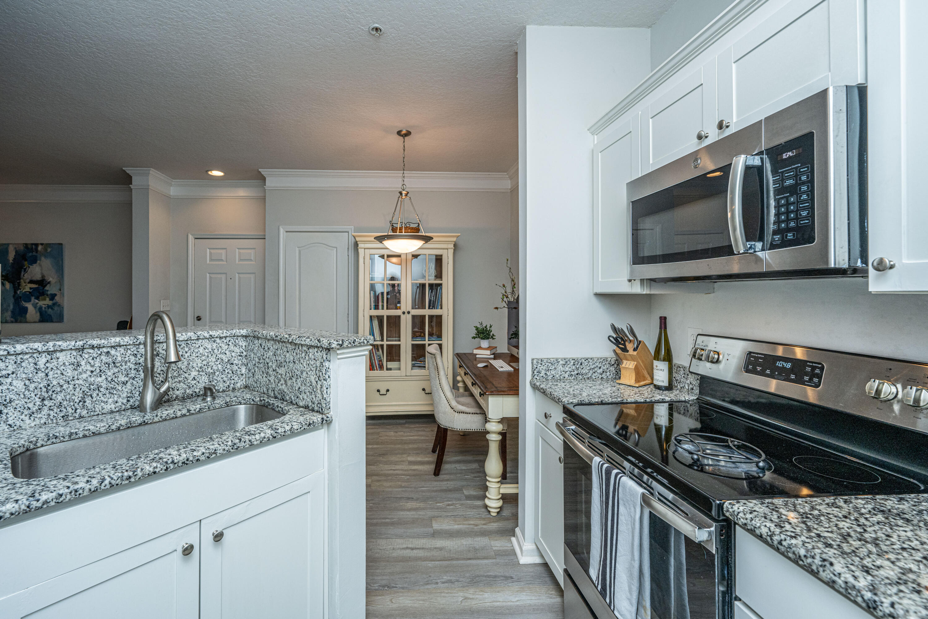 1300 Park West Boulevard # 815