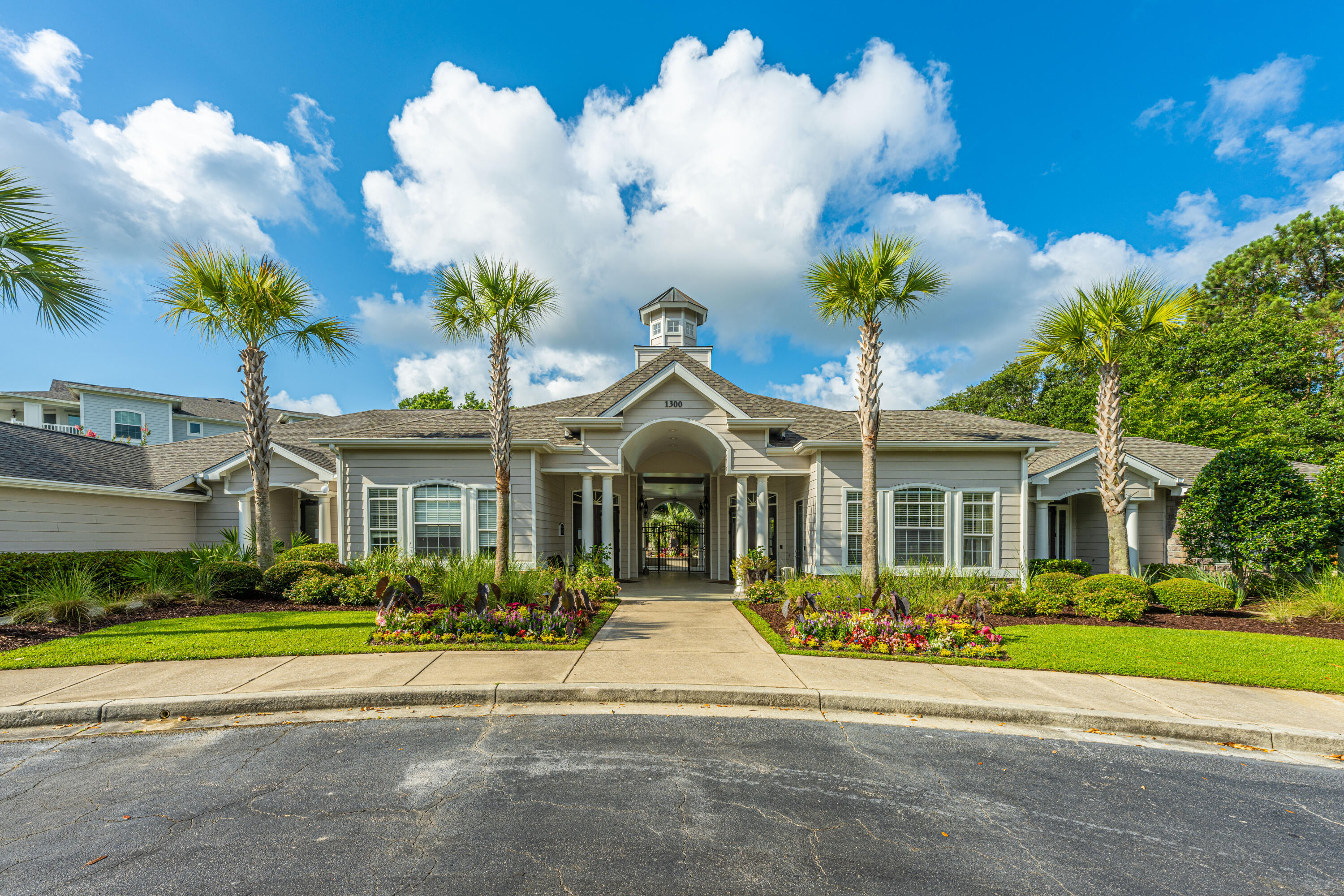 1300 Park West Boulevard # 815