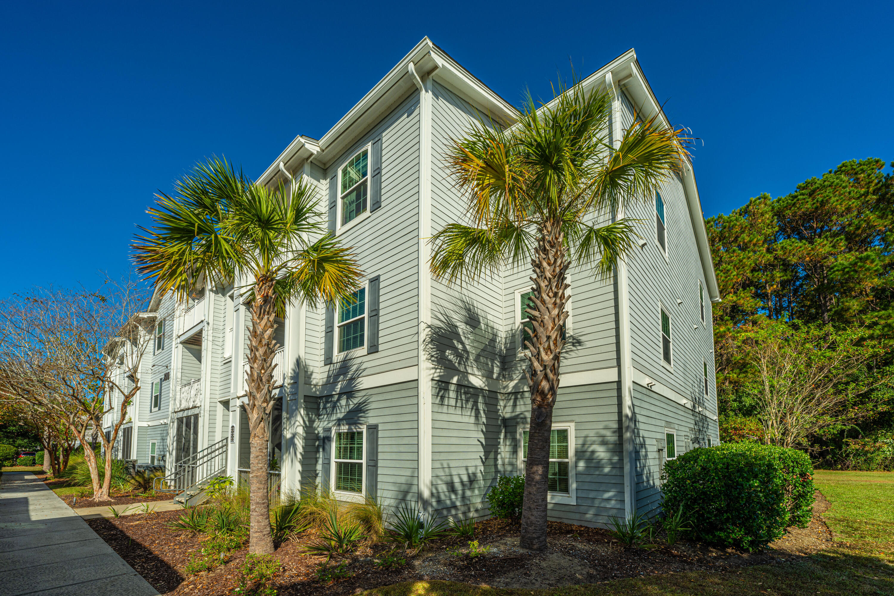 1300 Park West Boulevard # 815