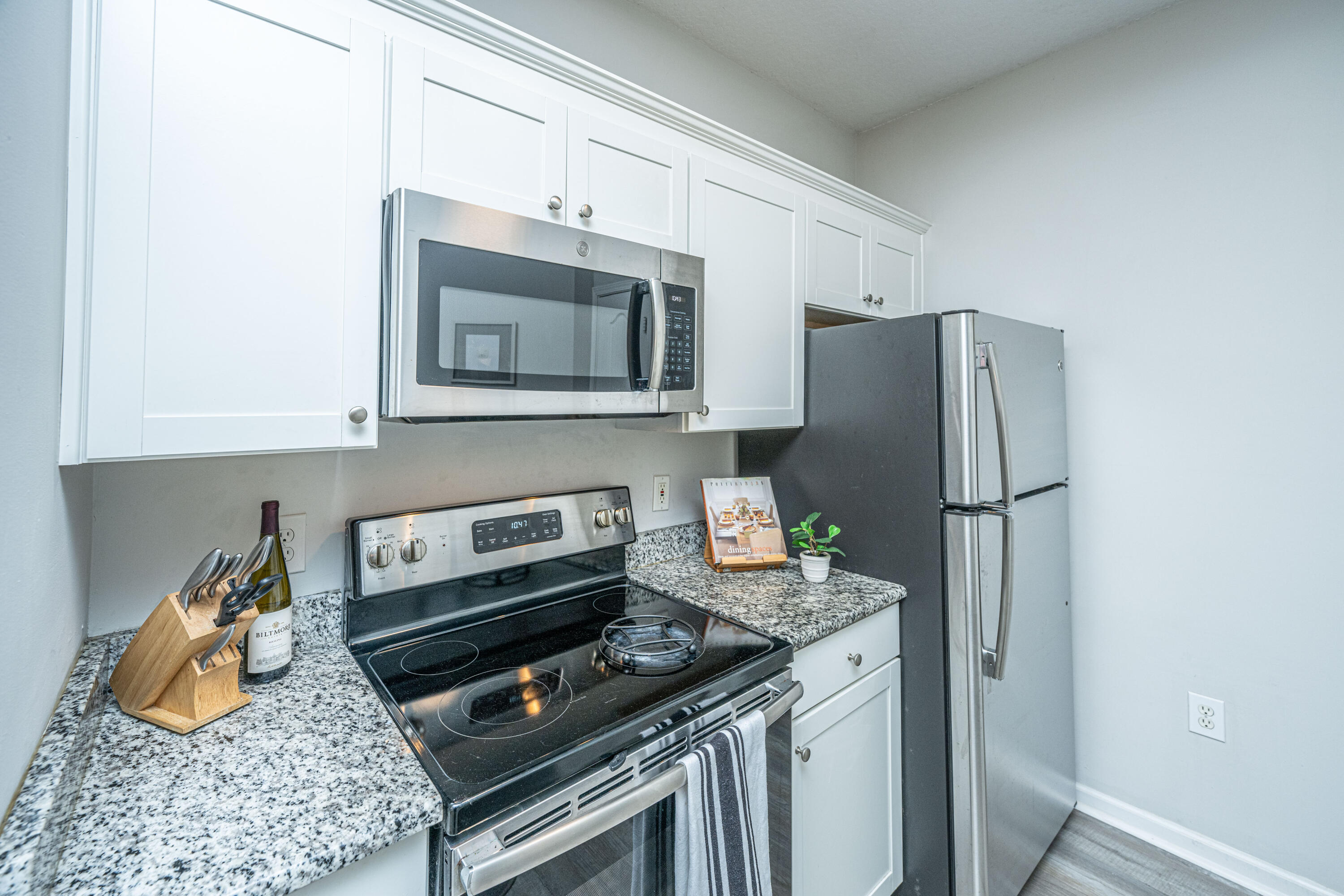 1300 Park West Boulevard # 815