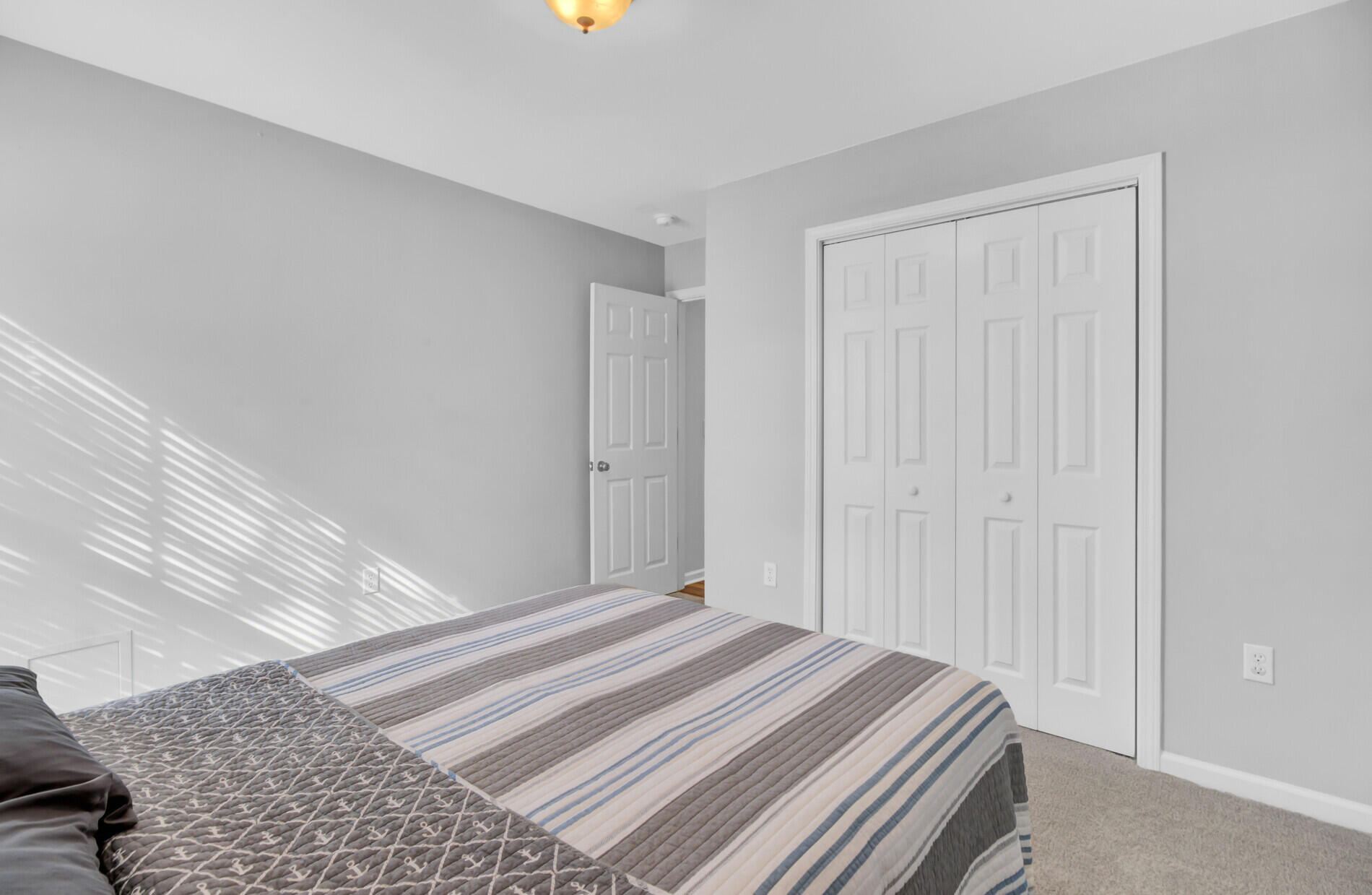 1475 Water Edge Drive