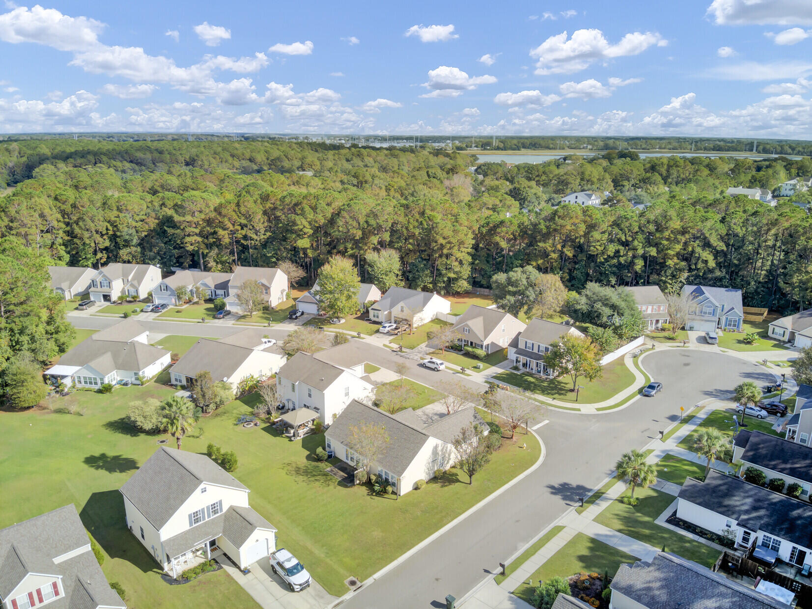 1475 Water Edge Drive