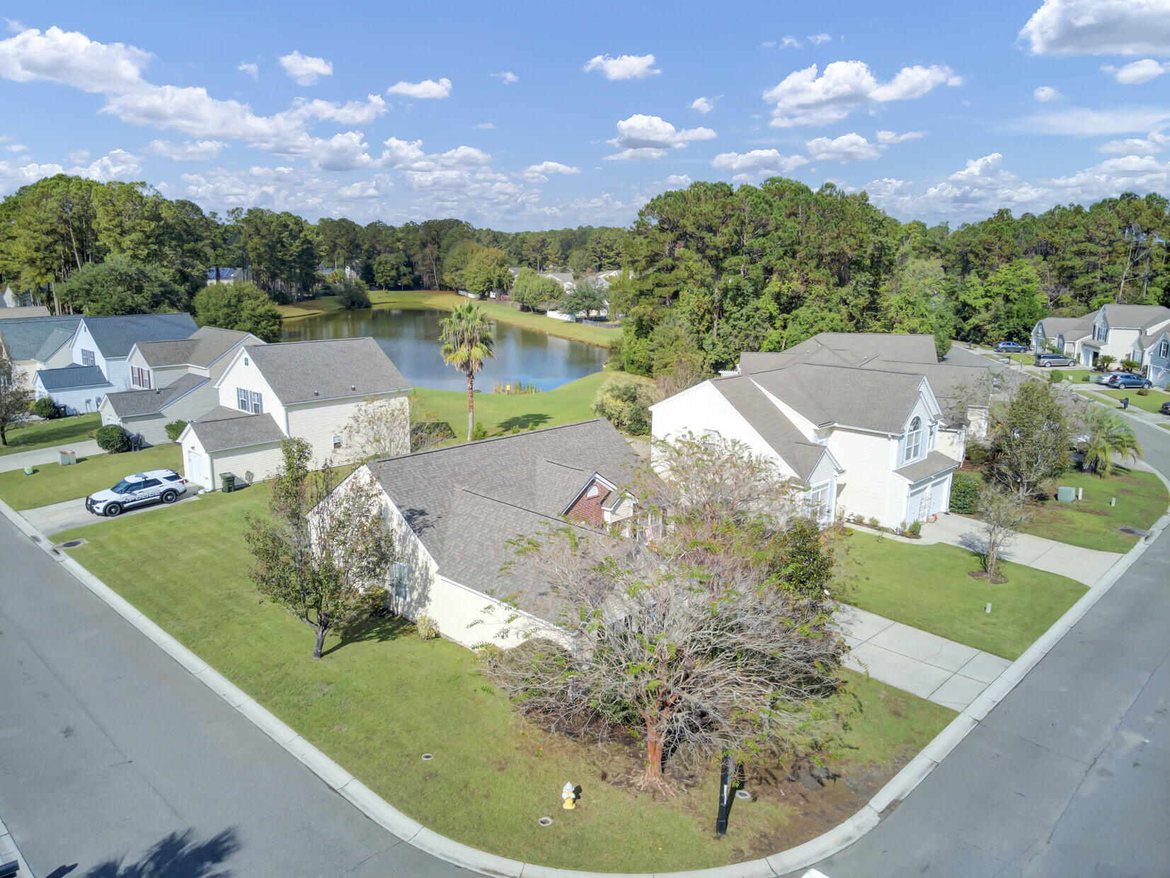 1475 Water Edge Drive