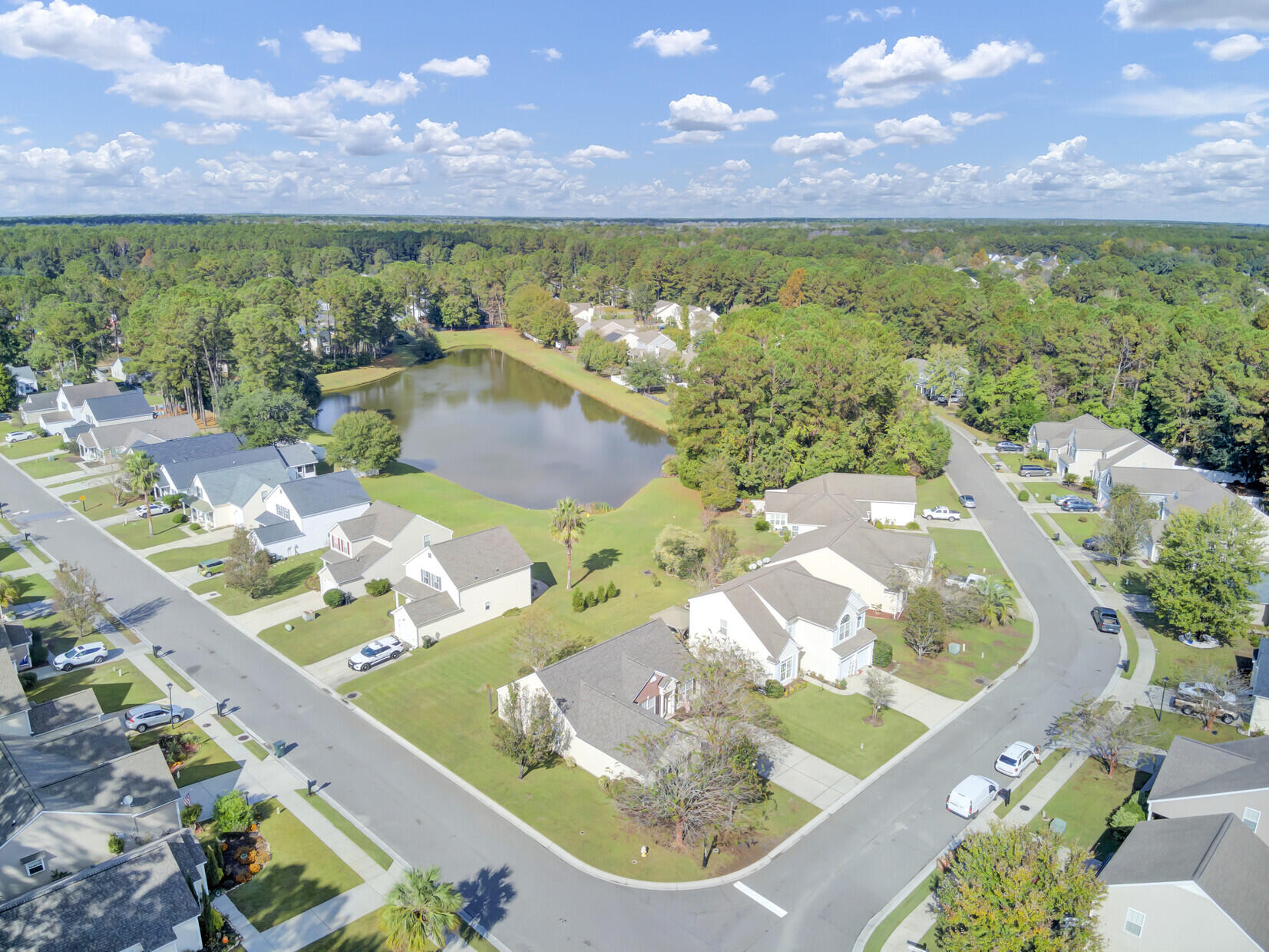 1475 Water Edge Drive