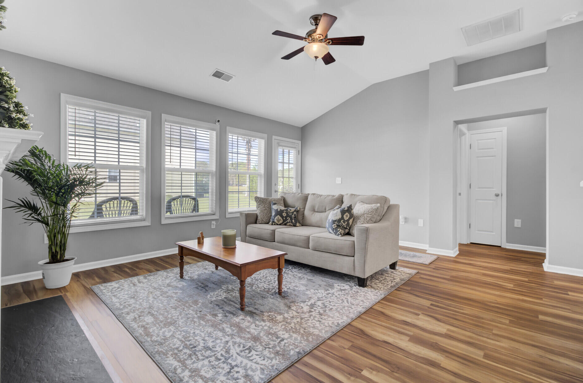 1475 Water Edge Drive