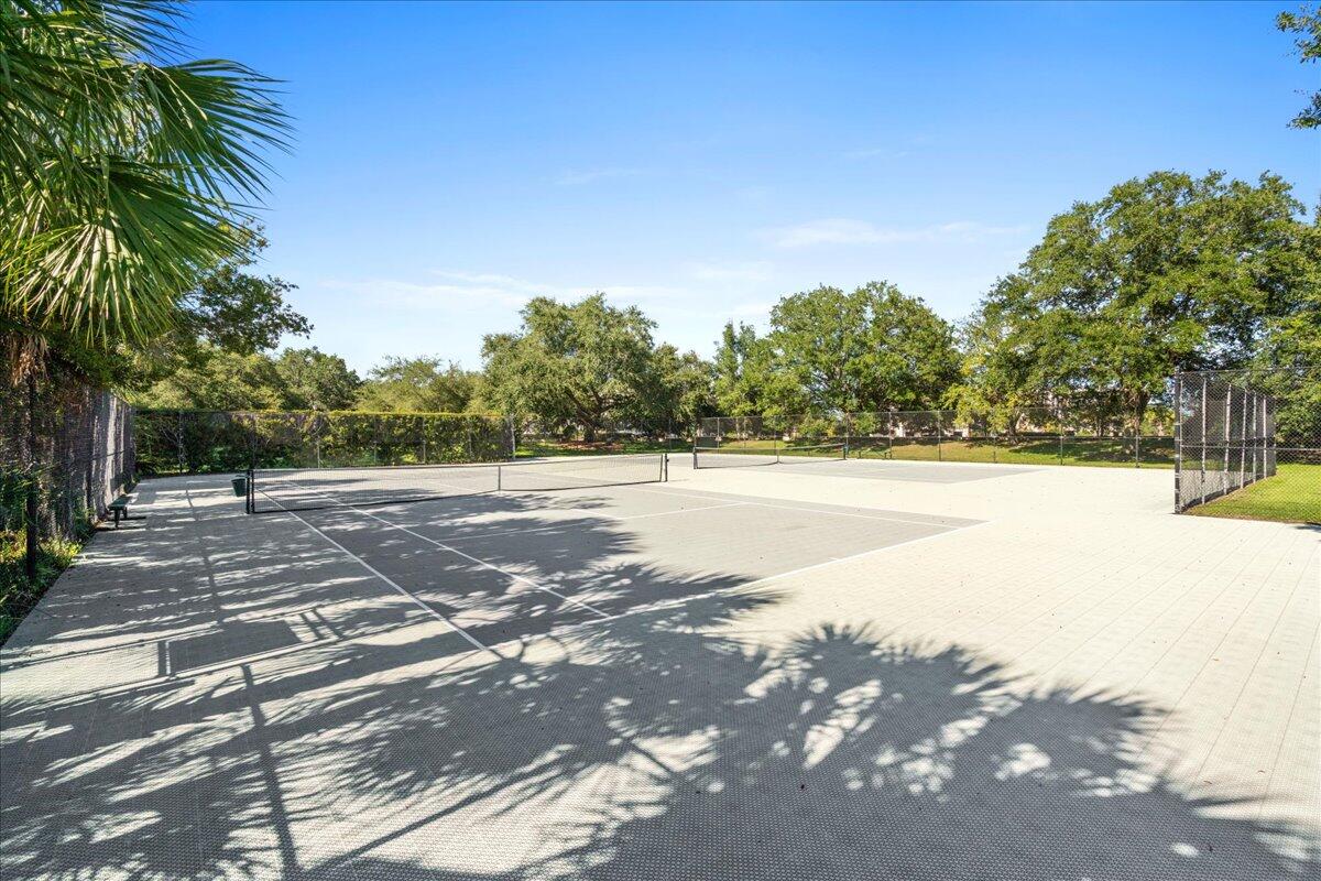 1551 Ben Sawyer Boulevard # I Unit: 6-I