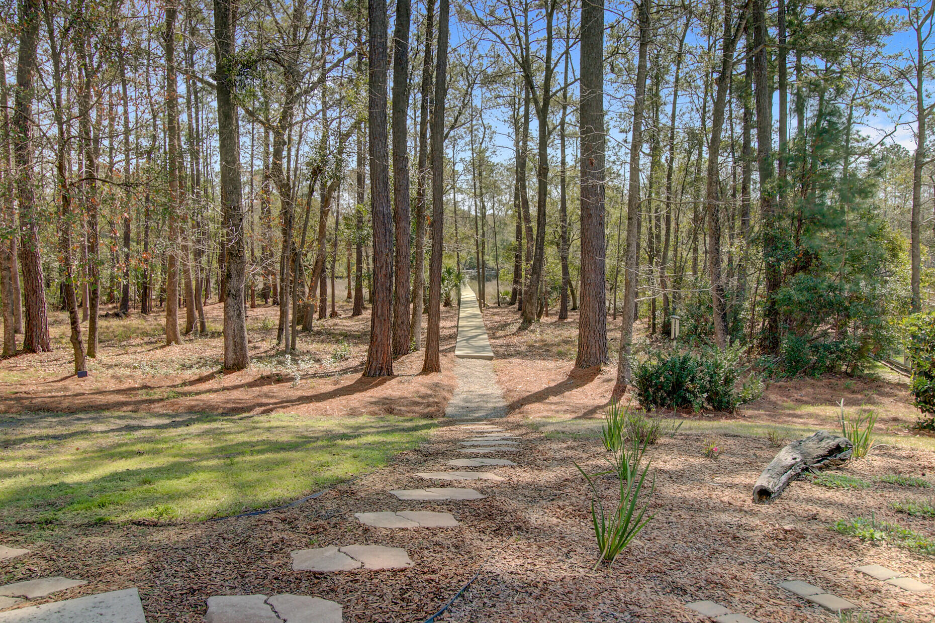 1014 Bradbury Lane