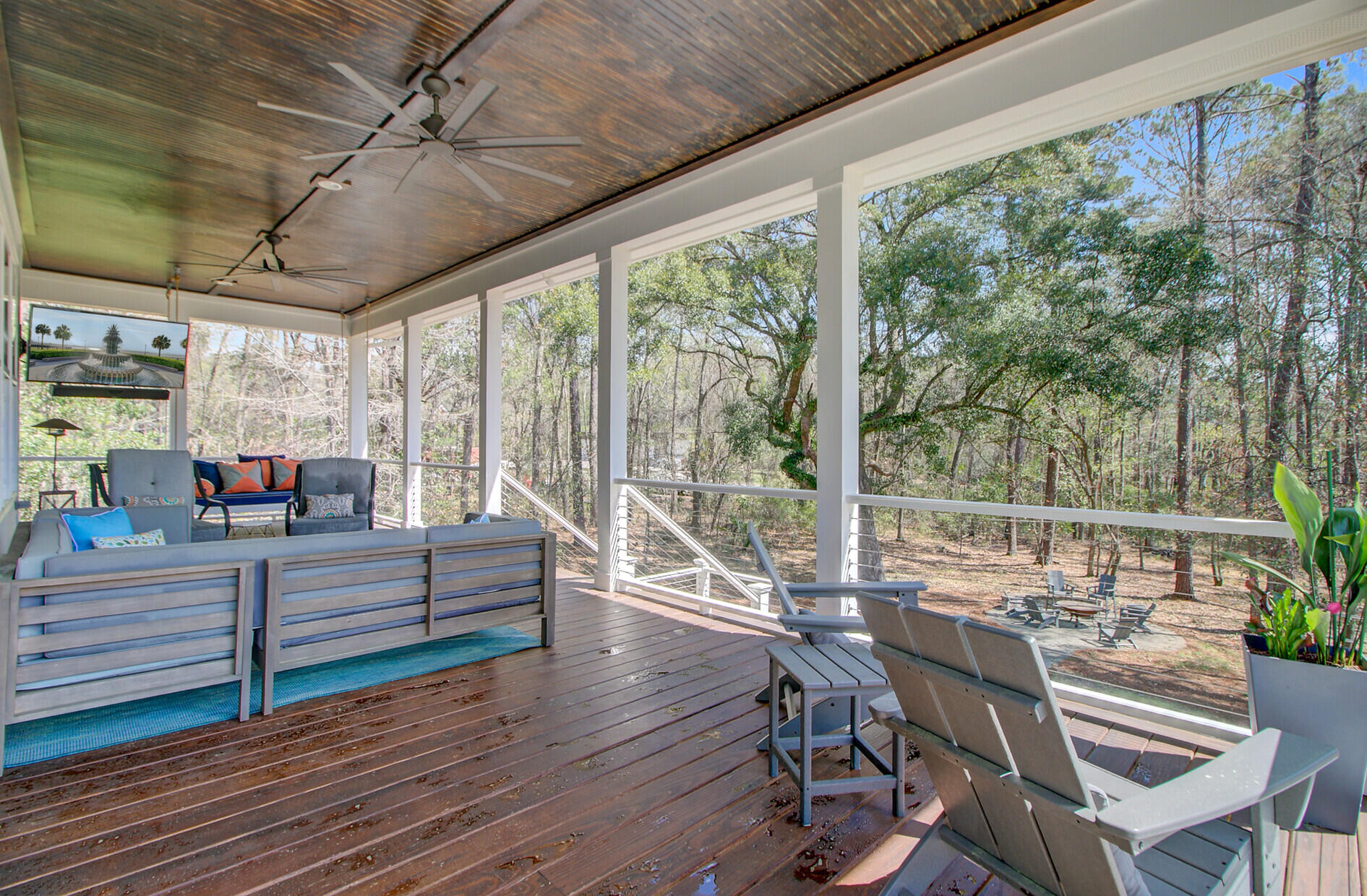 1014 Bradbury Lane