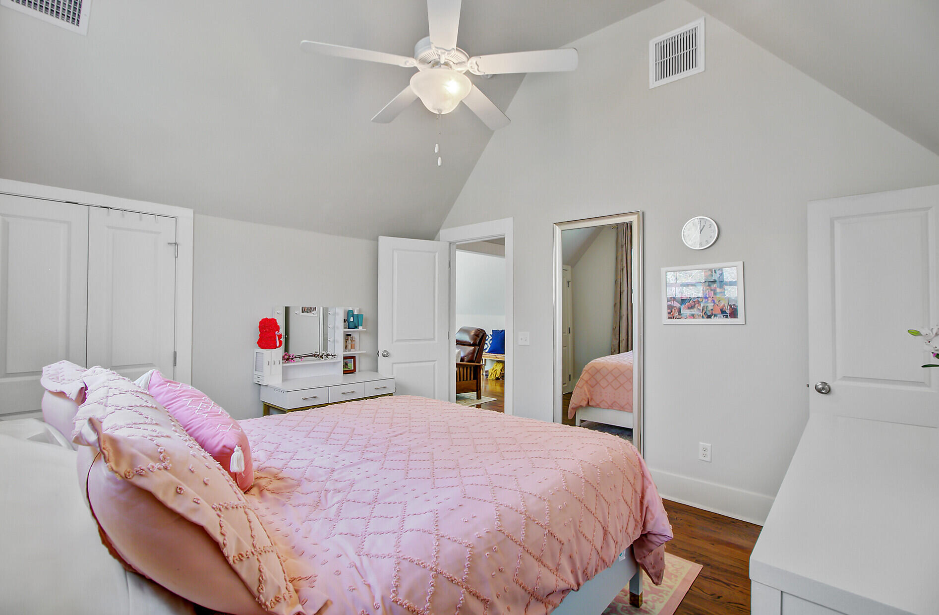 1014 Bradbury Lane
