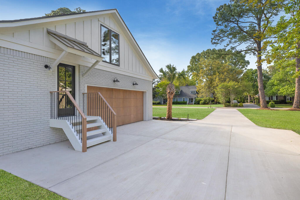 1183 Farm Quarter Rd