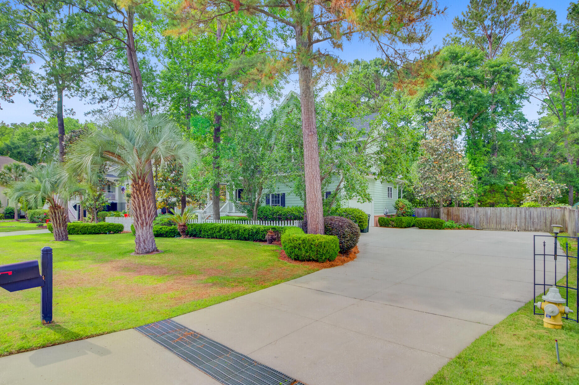 2076 Rookery Lane