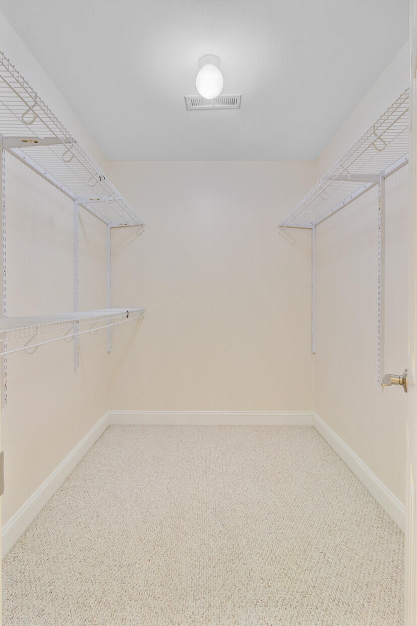 2076 Rookery Lane