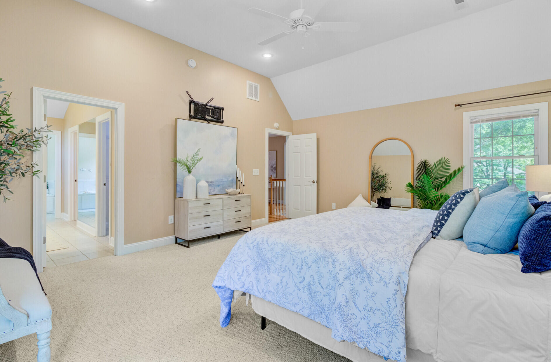 2076 Rookery Lane