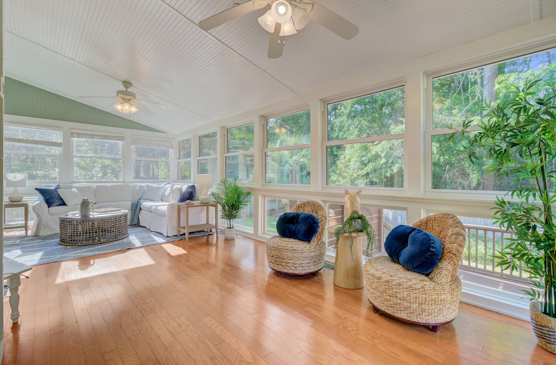 2076 Rookery Lane