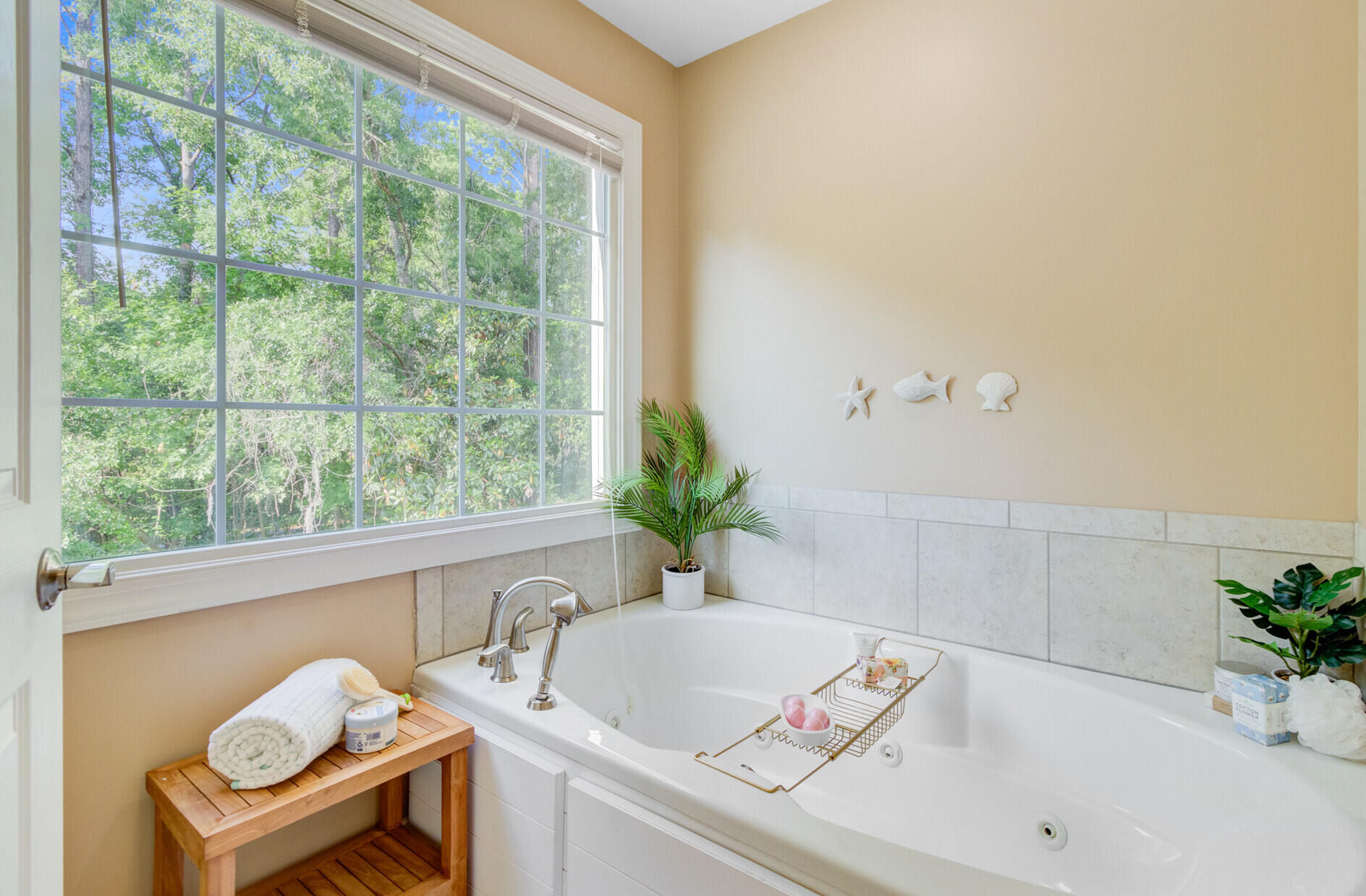 2076 Rookery Lane
