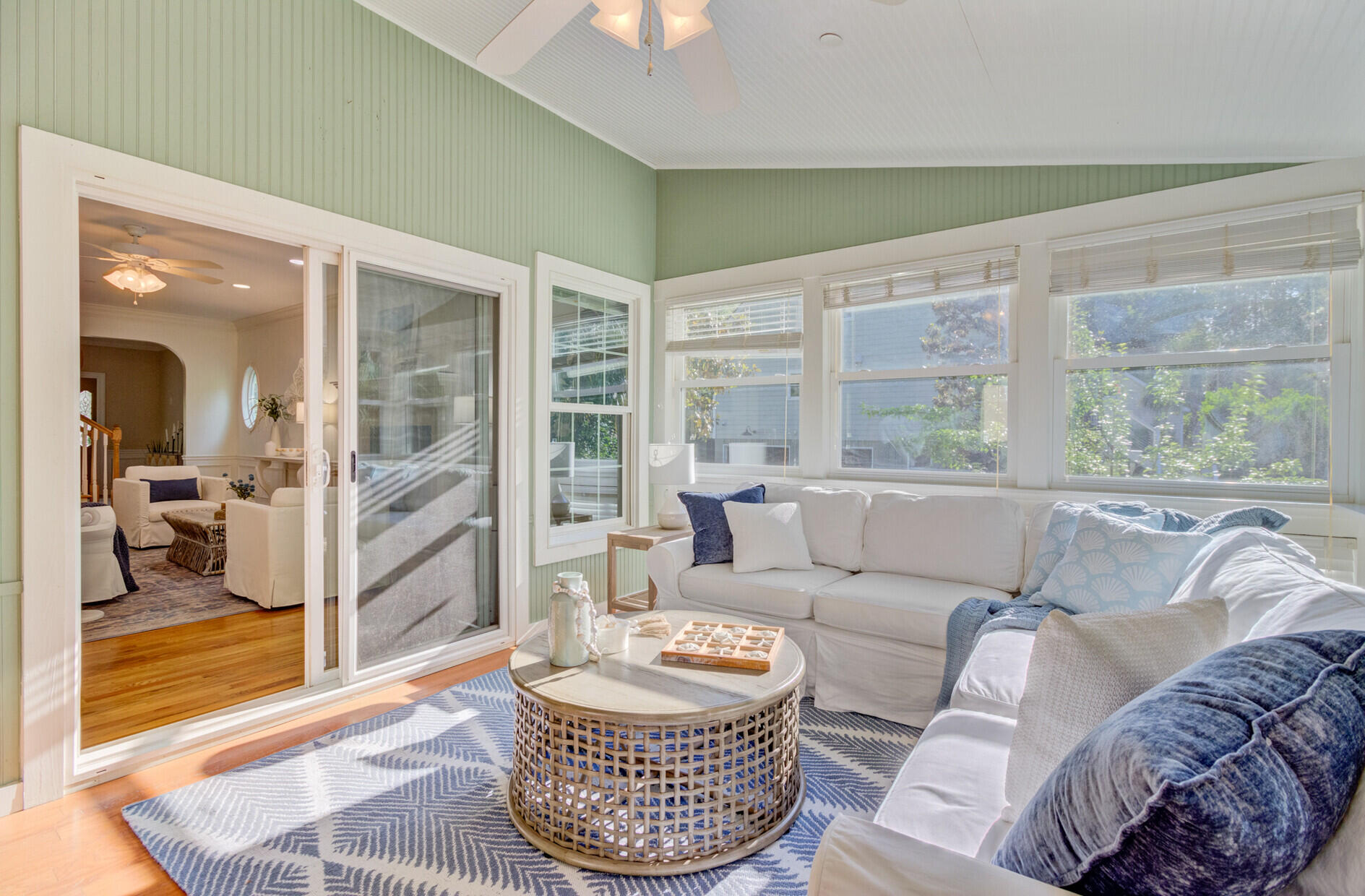 2076 Rookery Lane