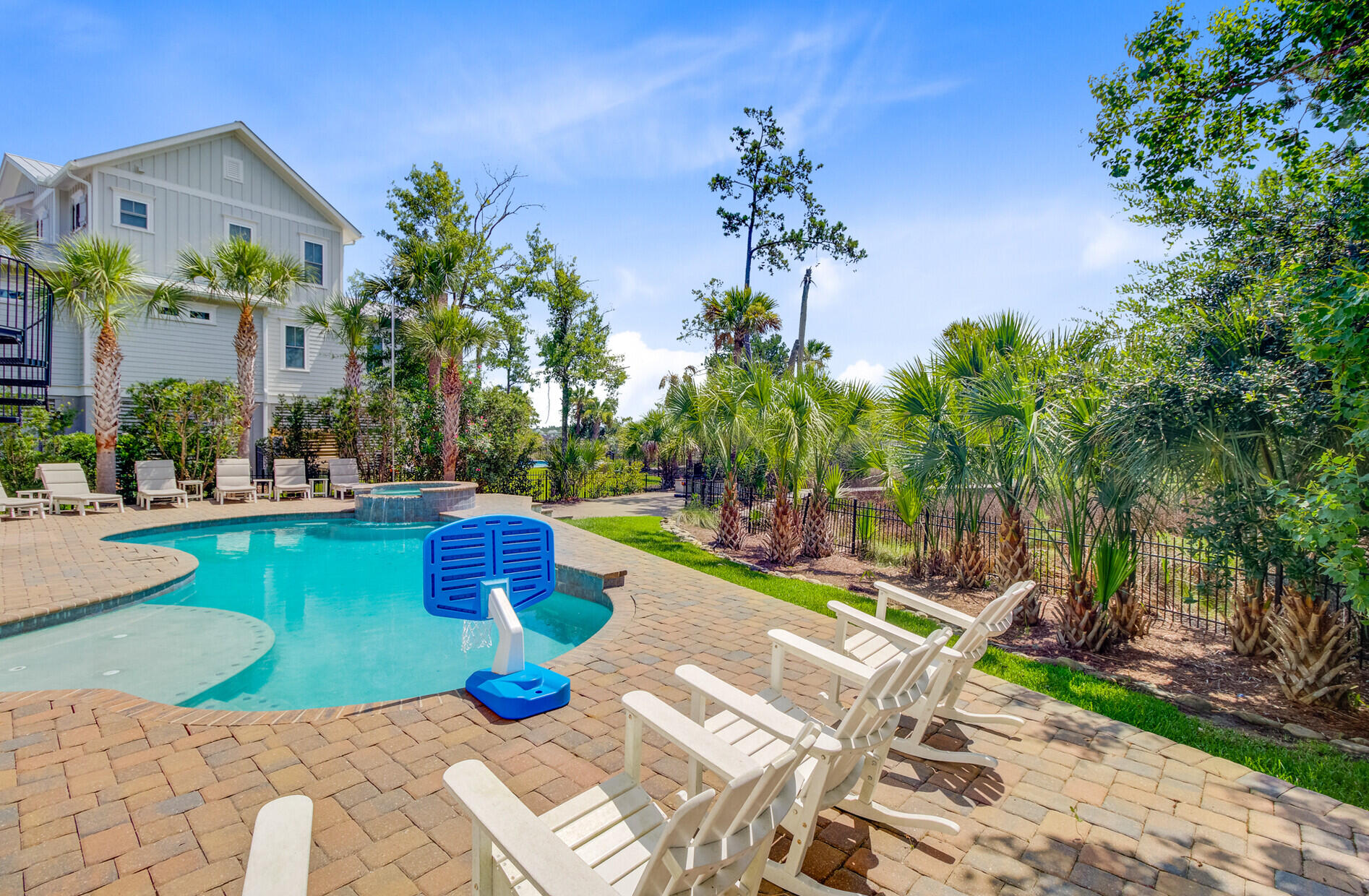 2196 Beckenham Drive