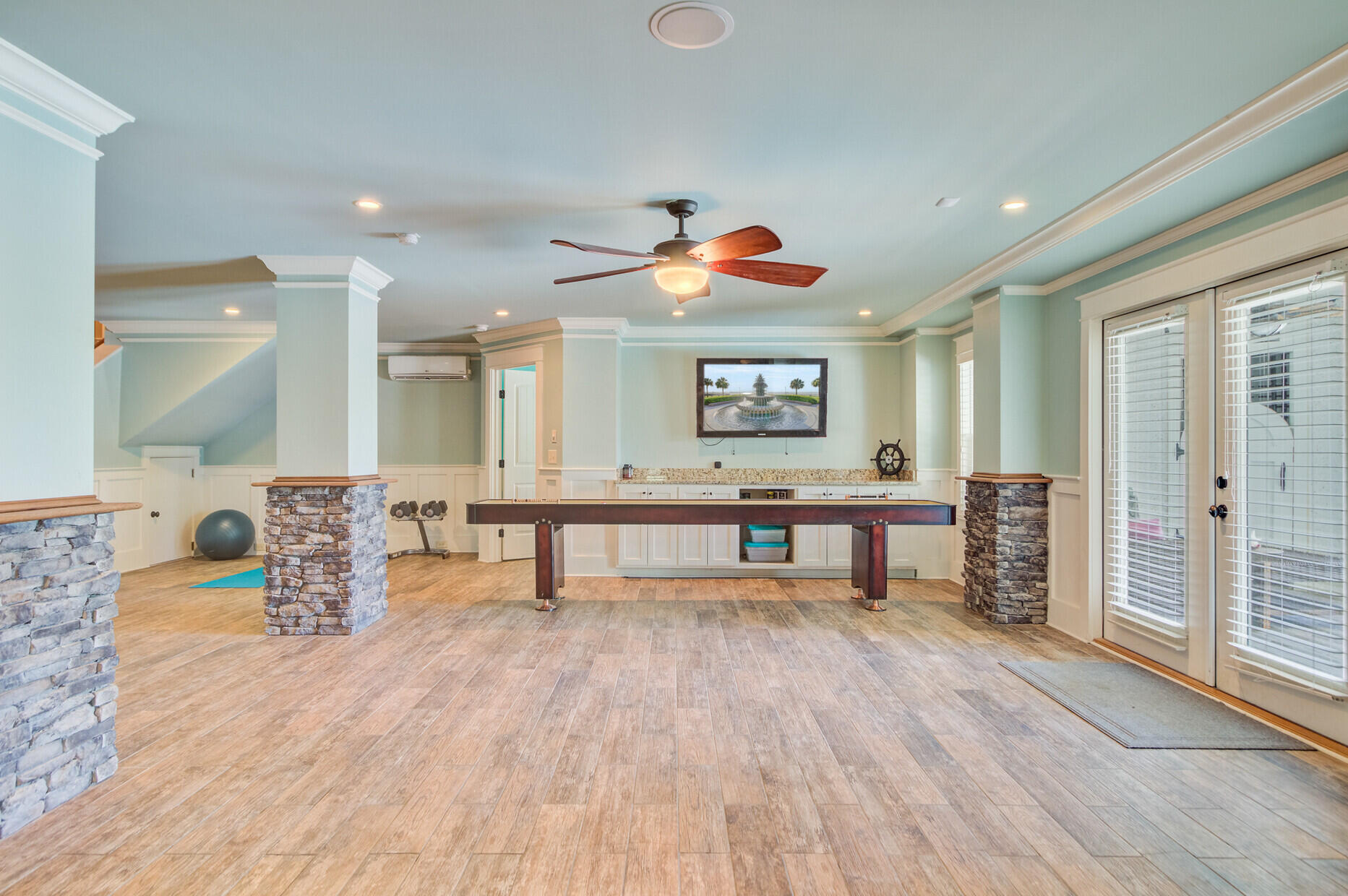 2196 Beckenham Drive