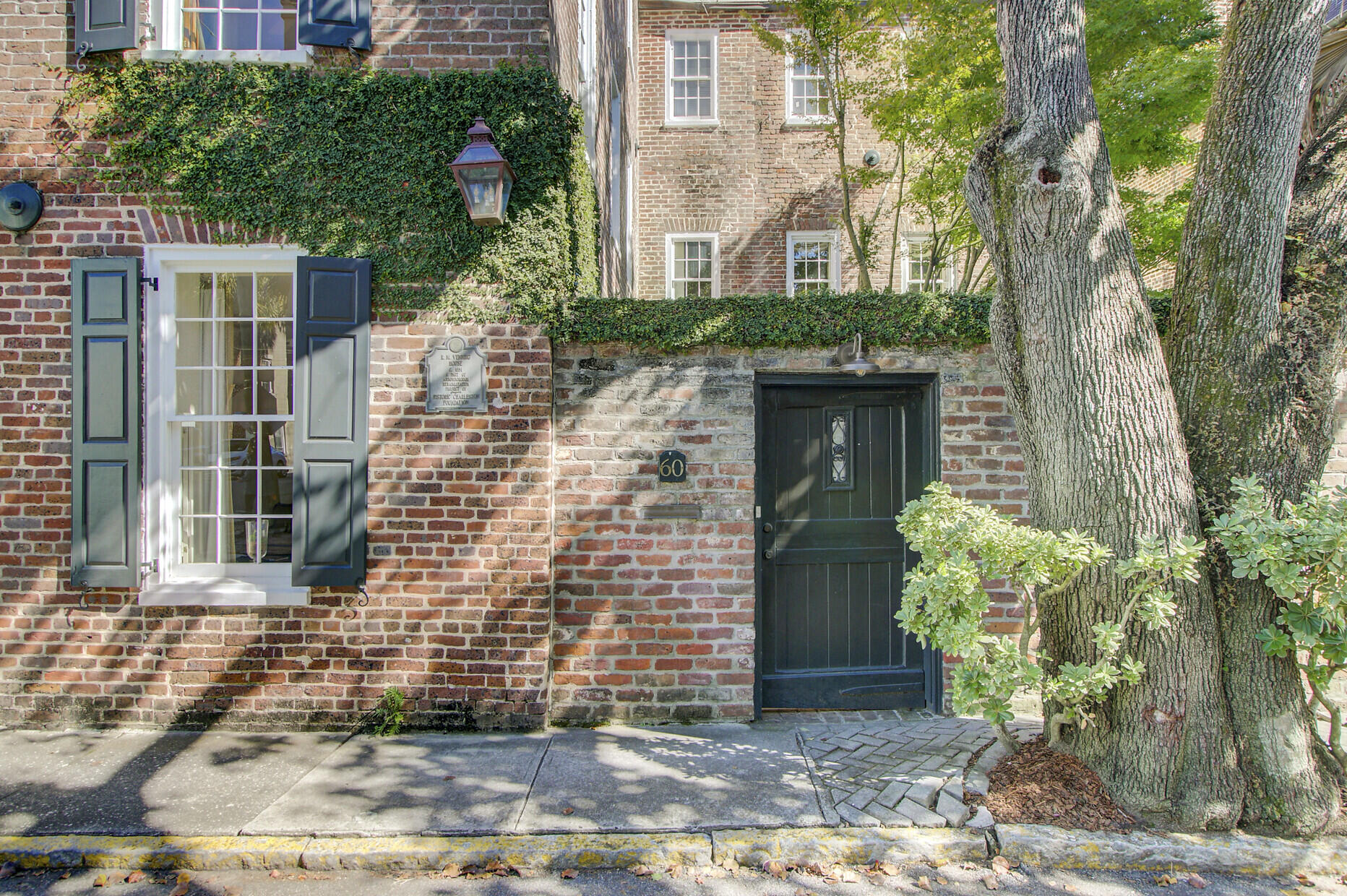 60 Anson Street
