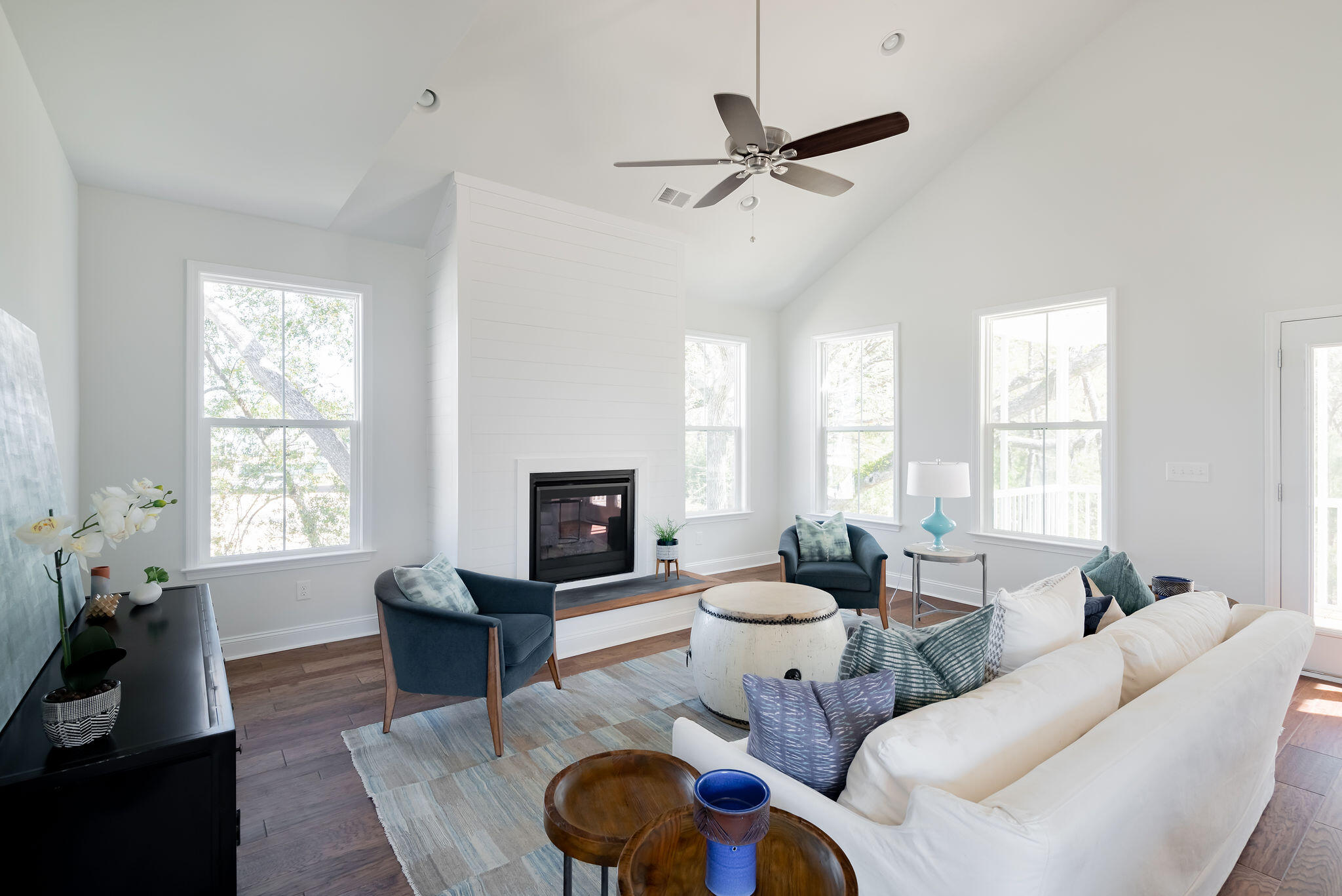 2151 Arthur Rose Lane
