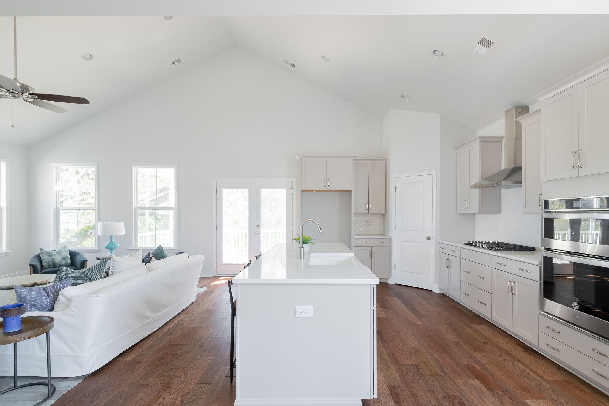 2151 Arthur Rose Lane