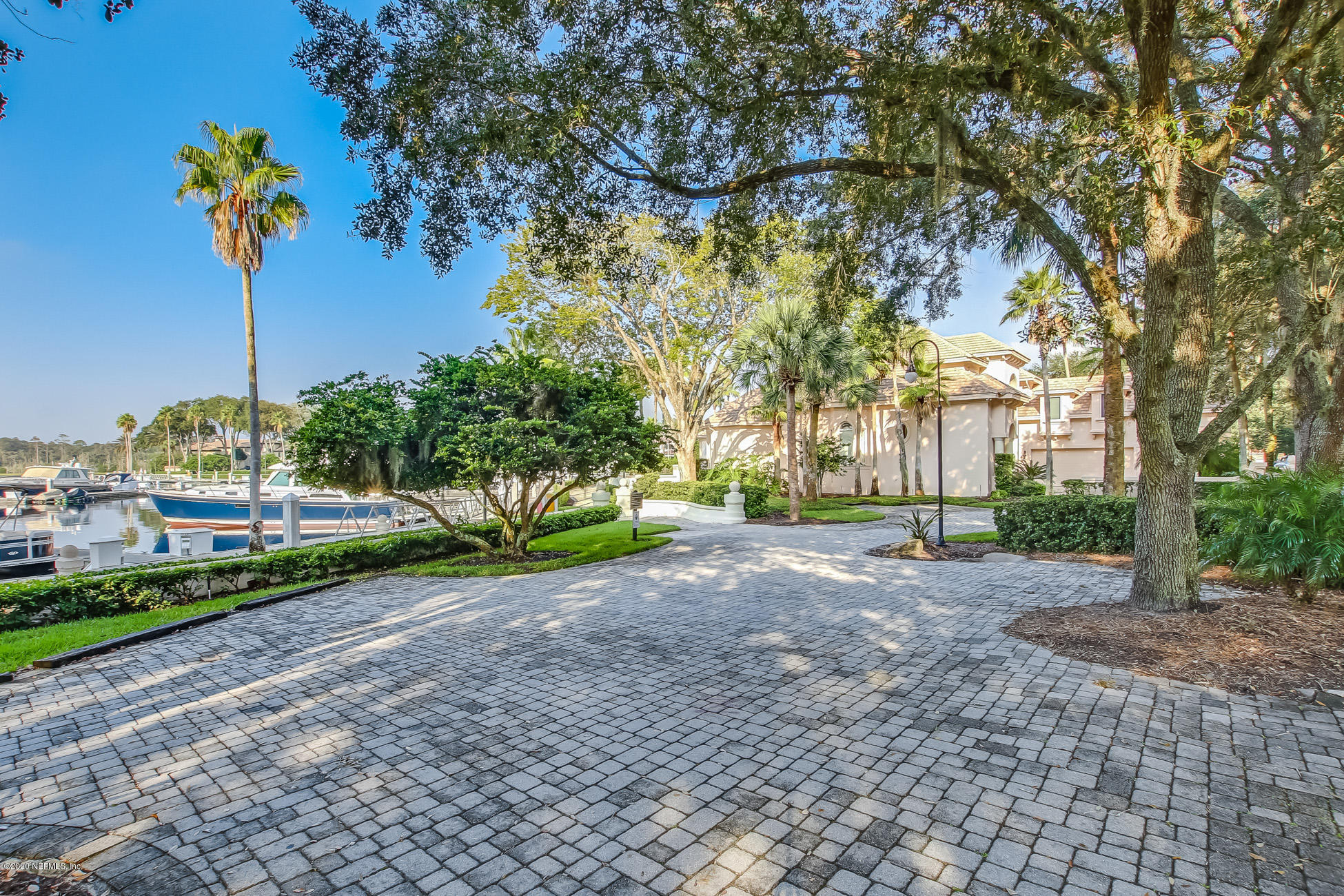 129 HARBOURMASTER Court