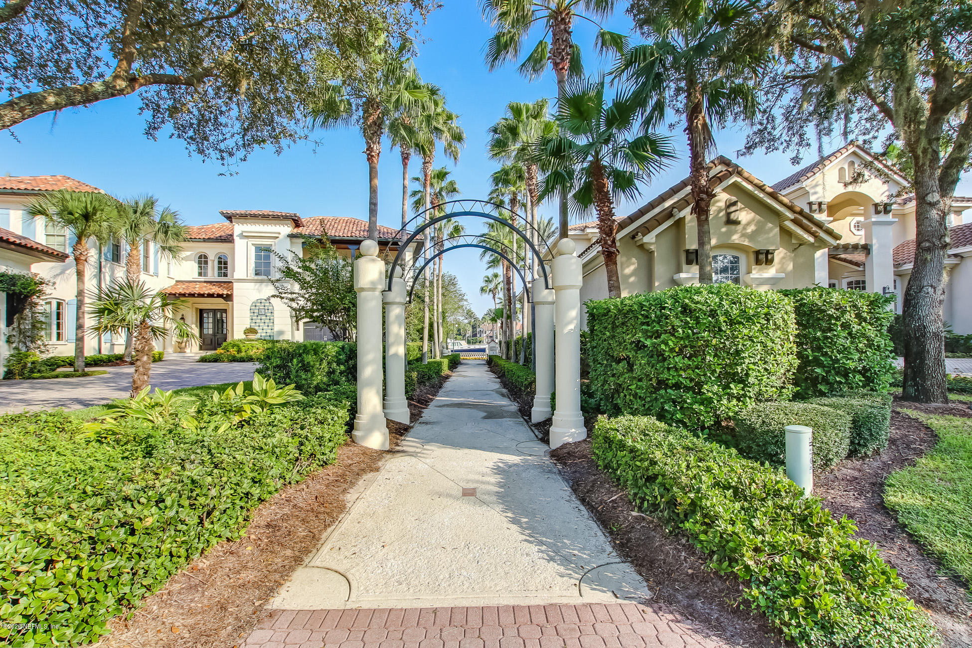129 HARBOURMASTER Court