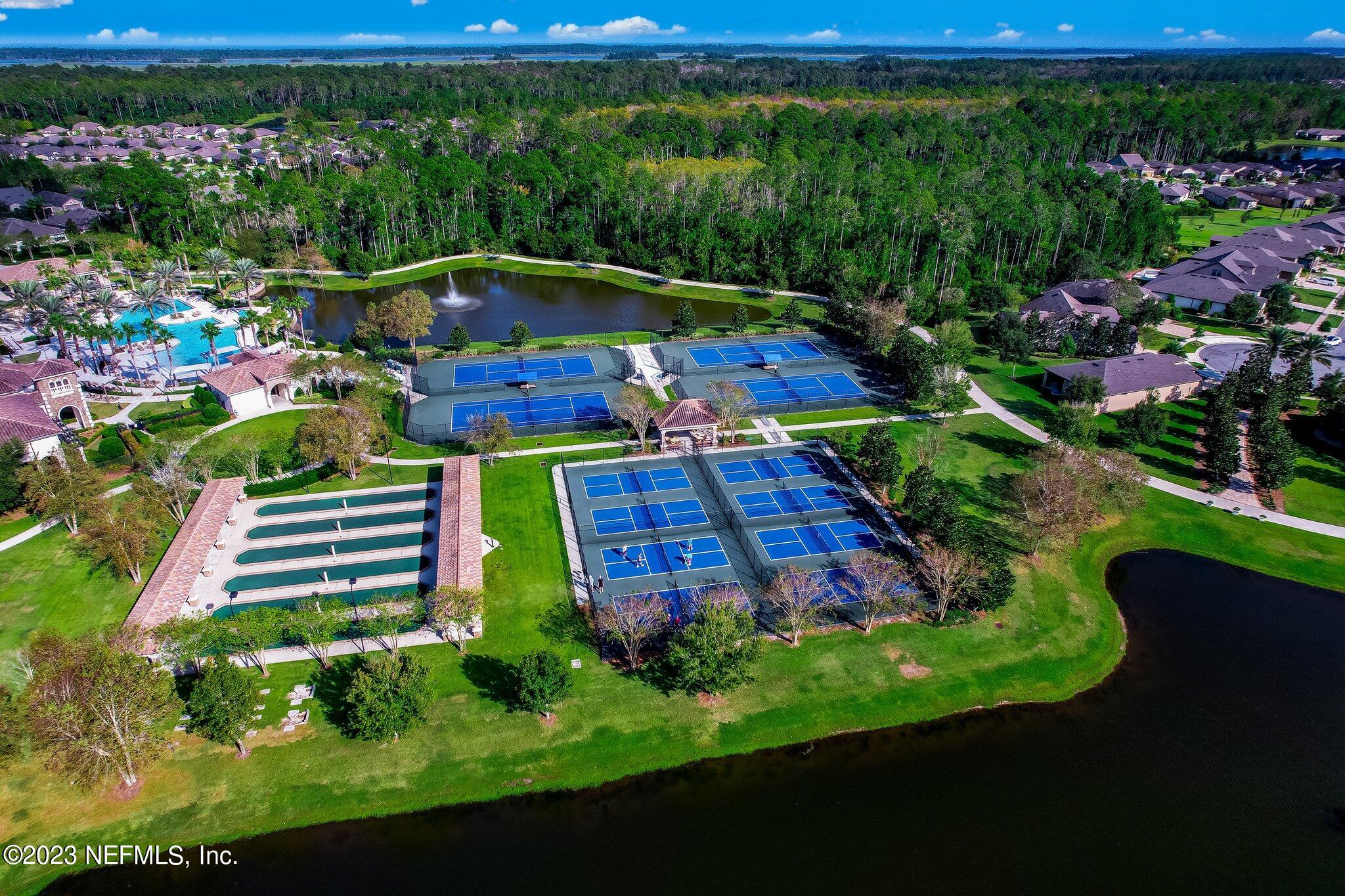 259 CYPRESS BAY Drive