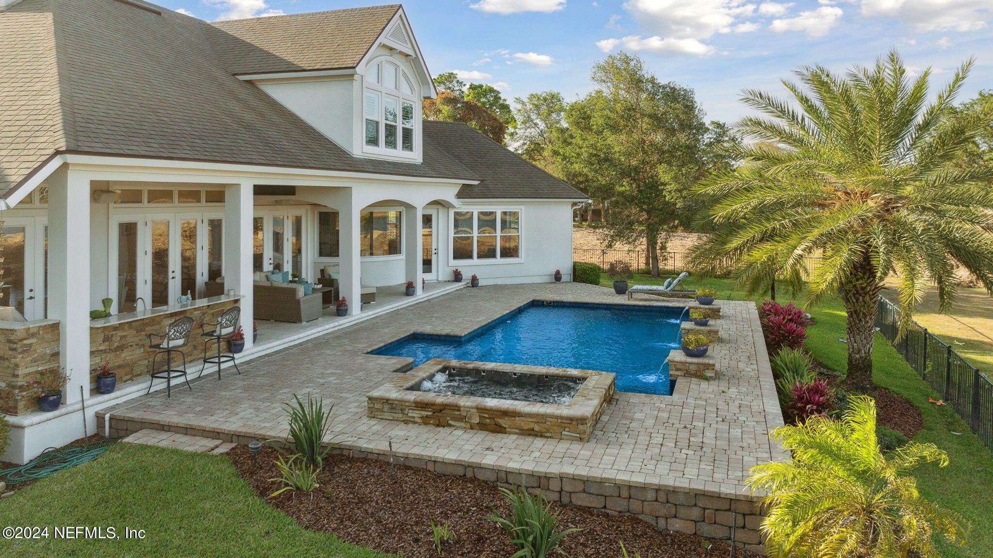 4397 HUNTERSTON Lane