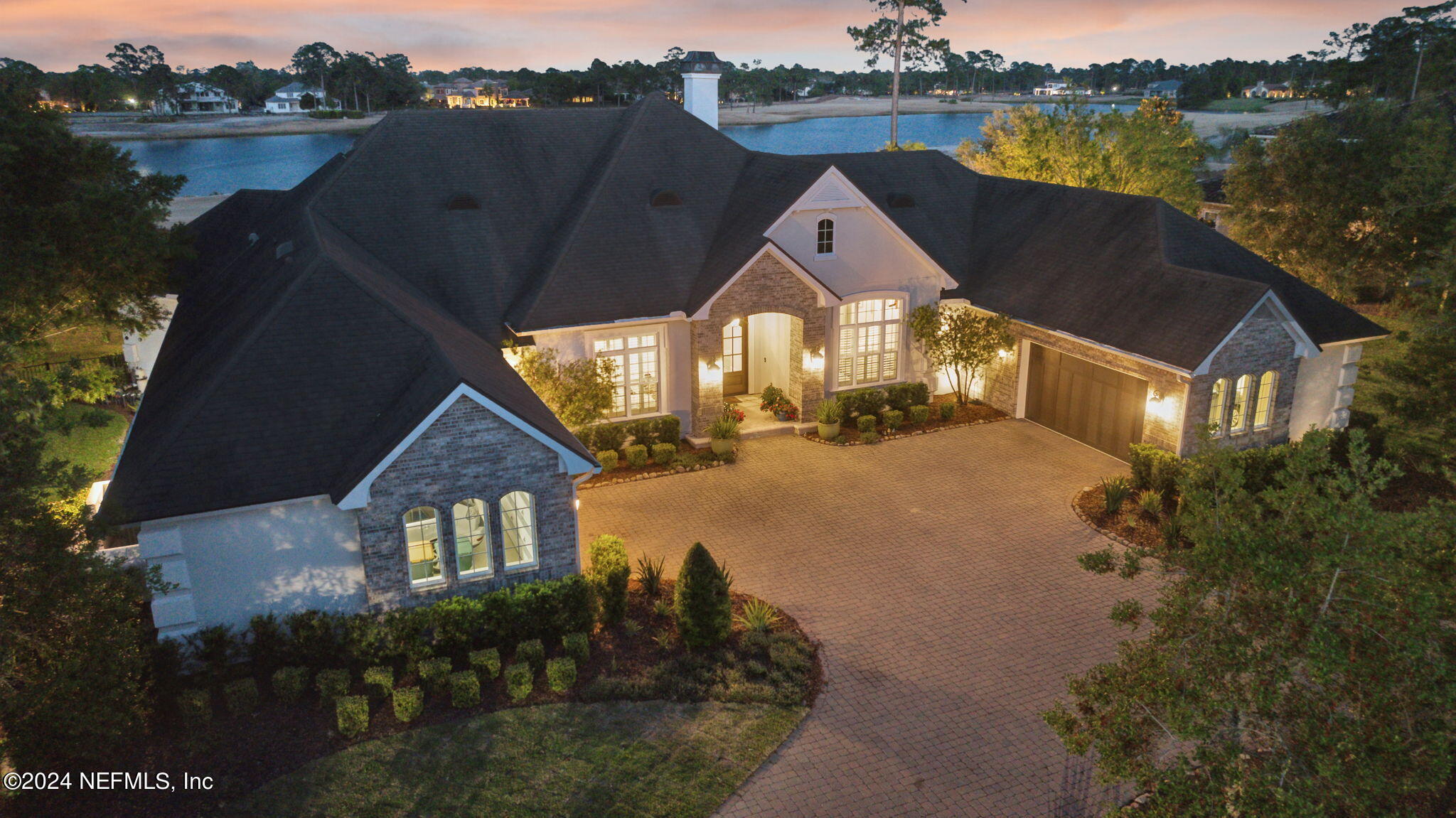 4397 HUNTERSTON Lane