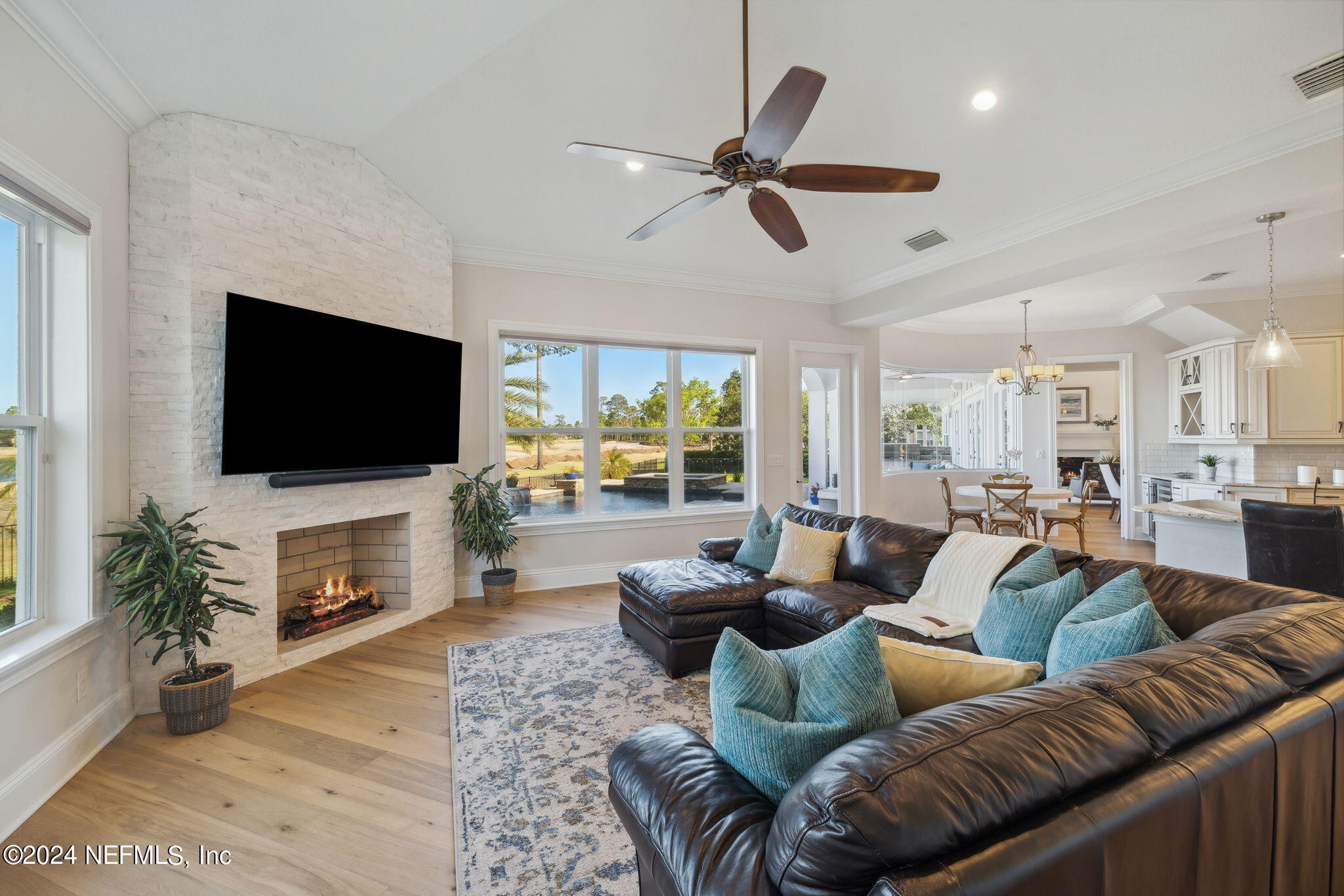4397 HUNTERSTON Lane
