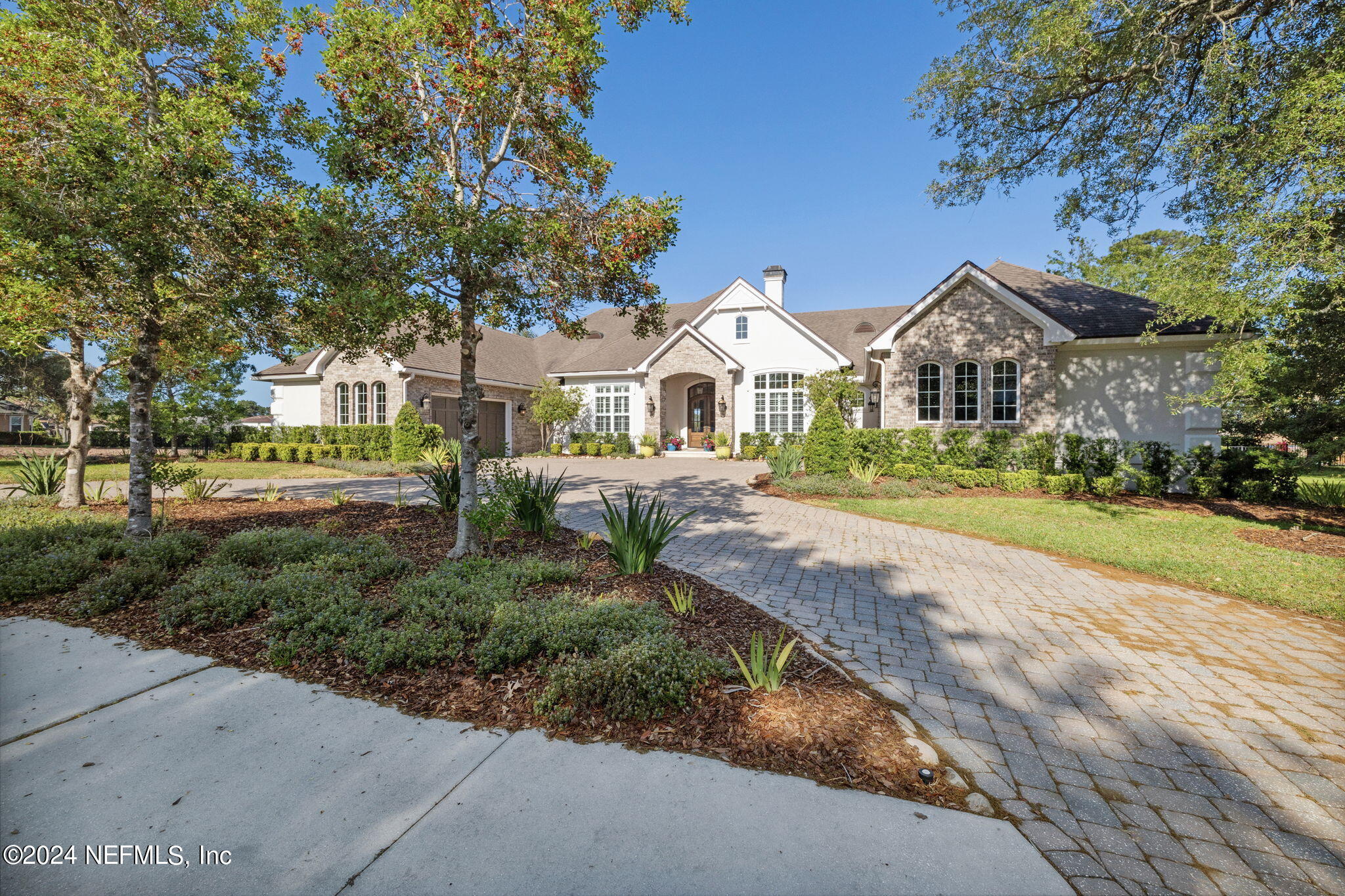 4397 HUNTERSTON Lane