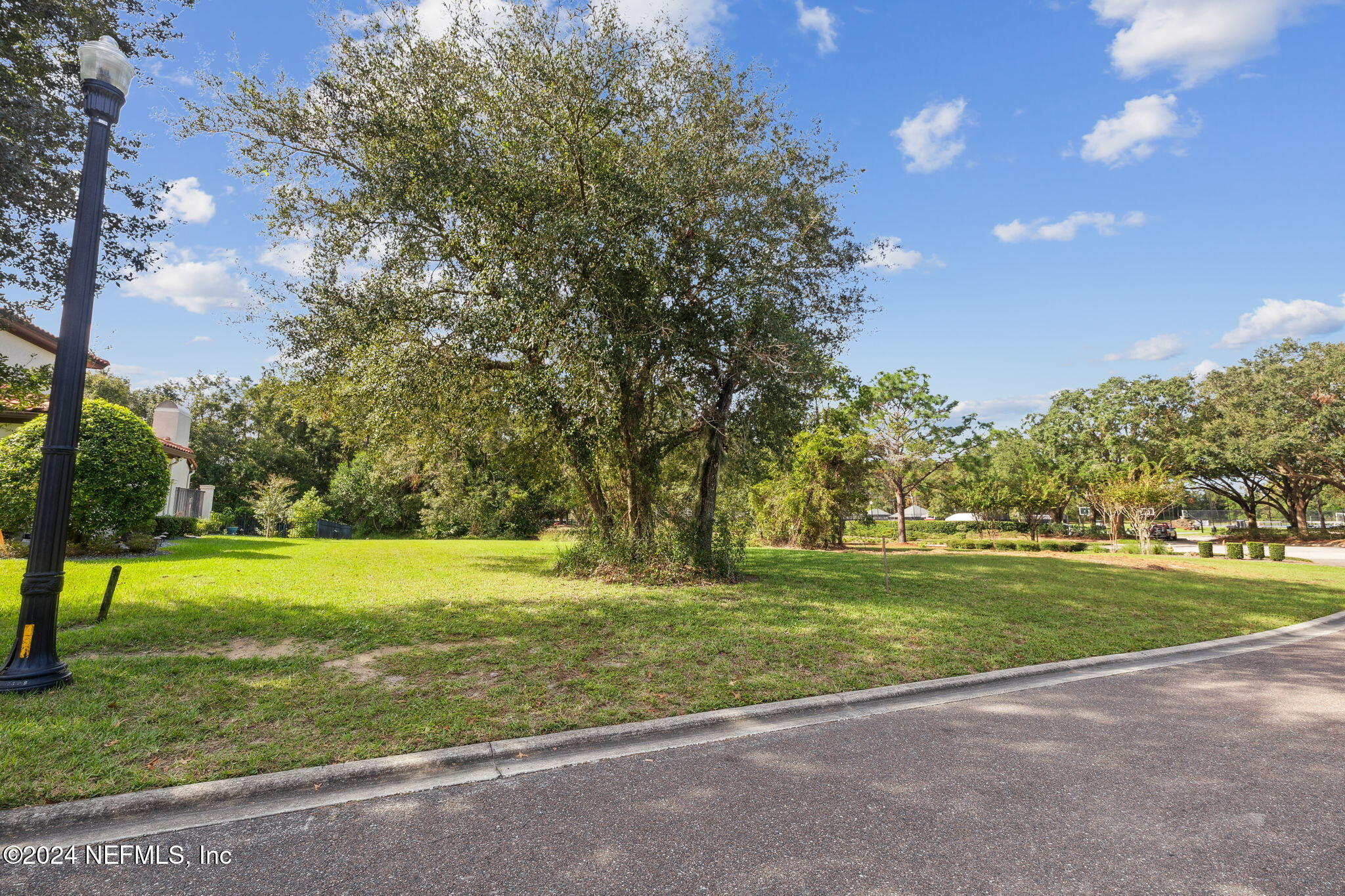 4366 HUNTERSTON Lane