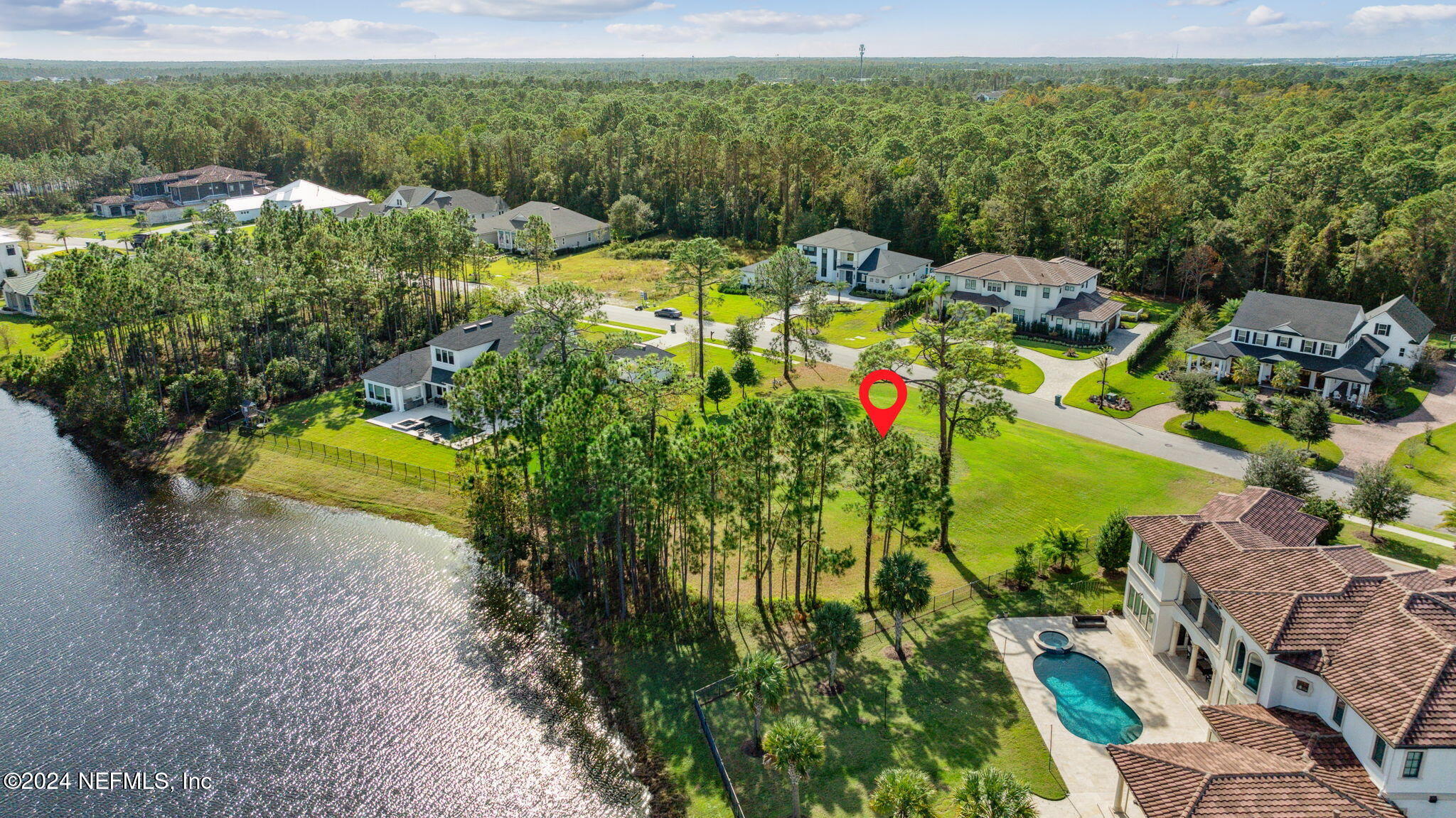 4511 HUNTERSTON Lane