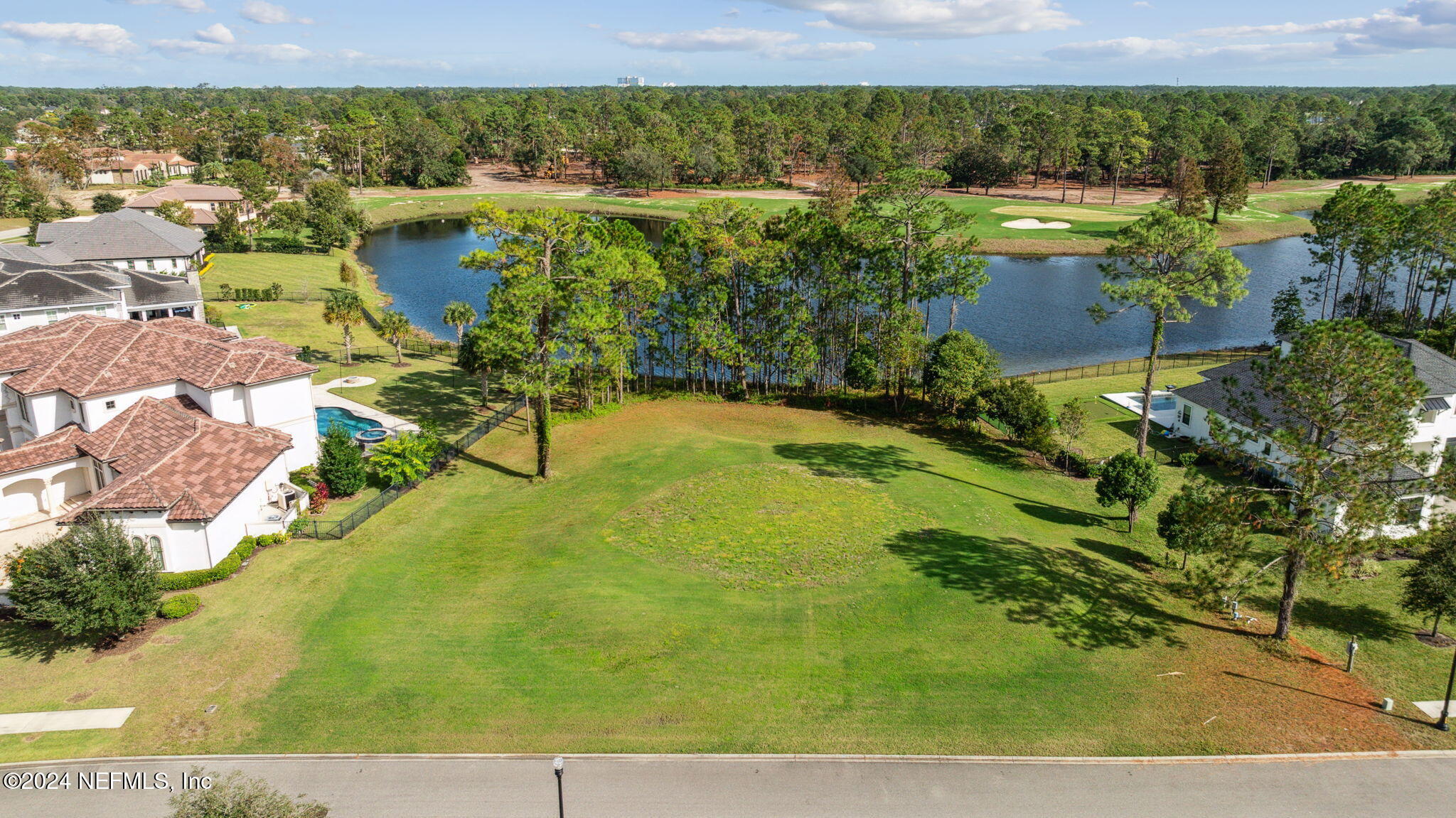 4511 HUNTERSTON Lane