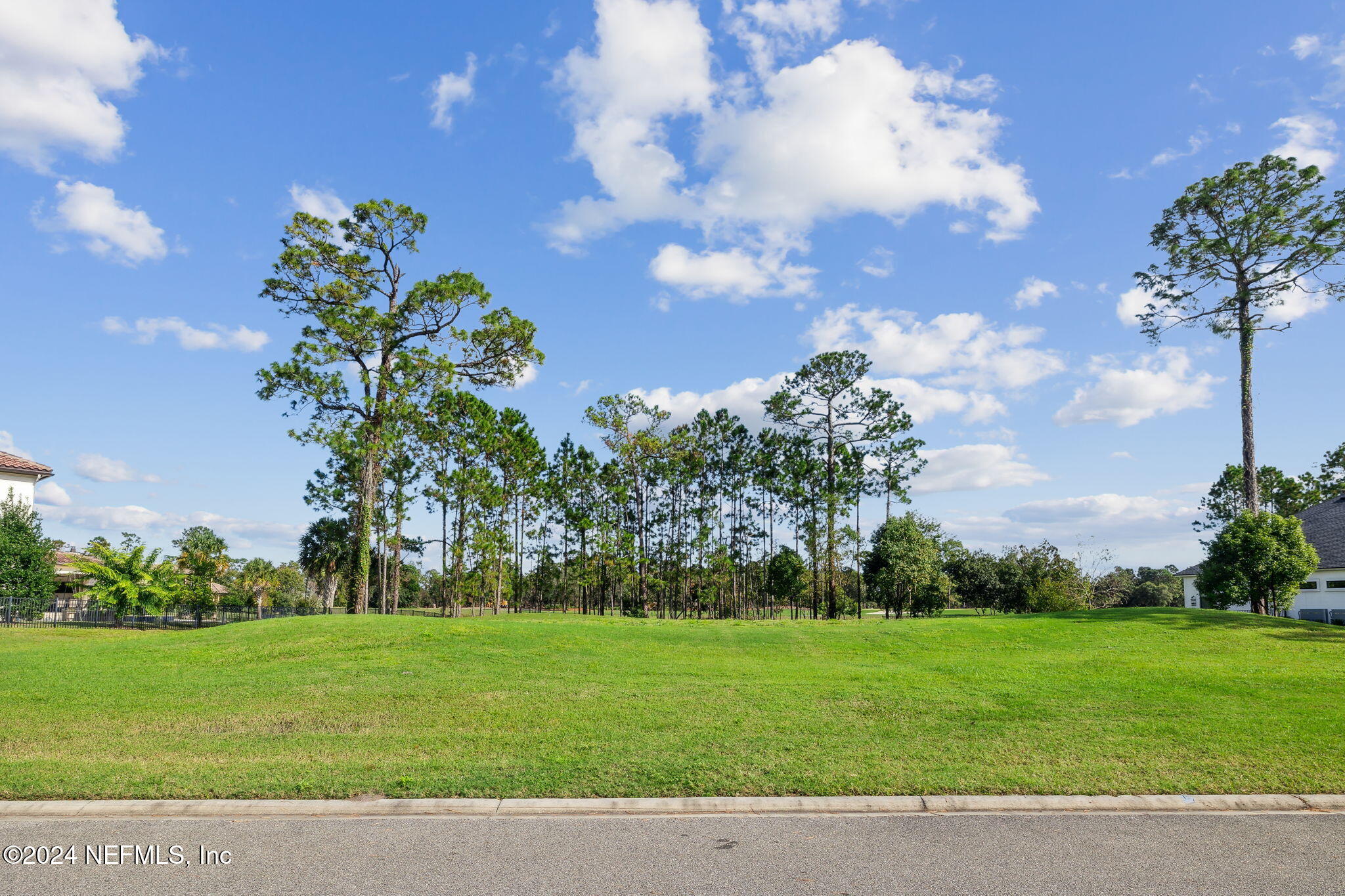 4511 HUNTERSTON Lane