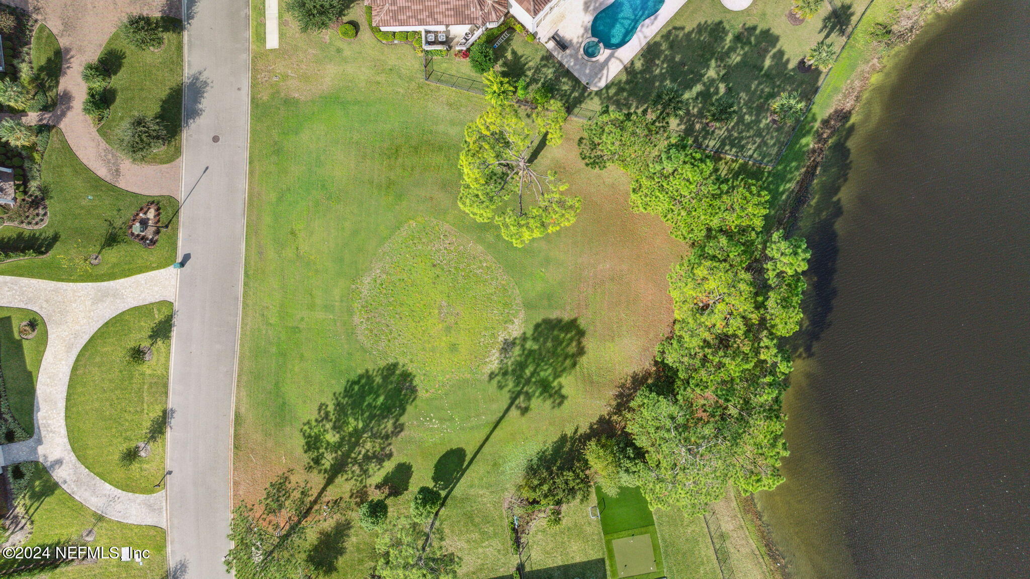 4511 HUNTERSTON Lane