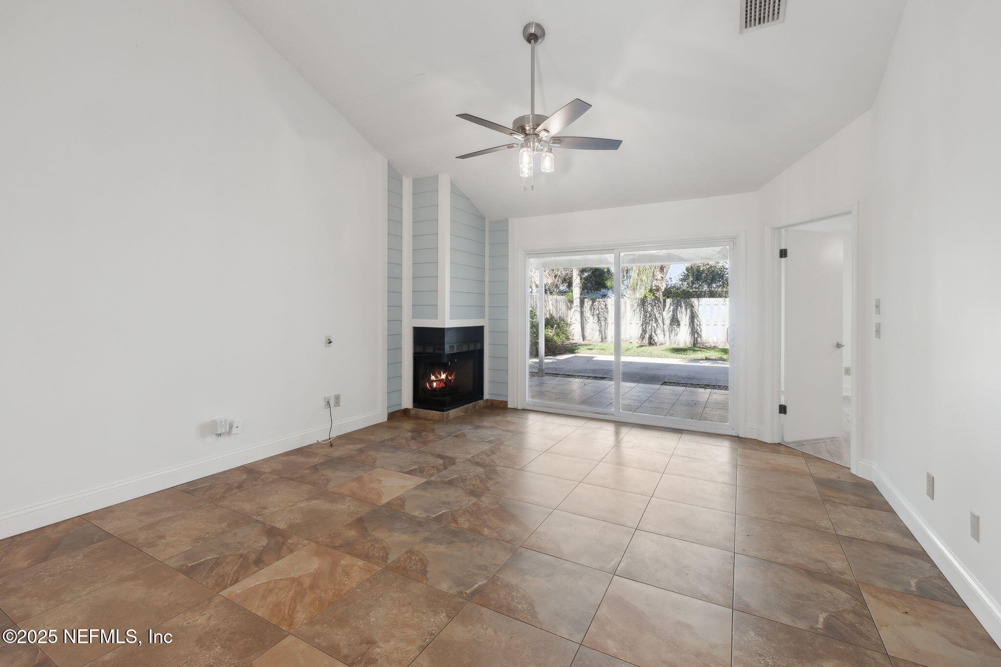 421 LOWER 36TH Avenue S