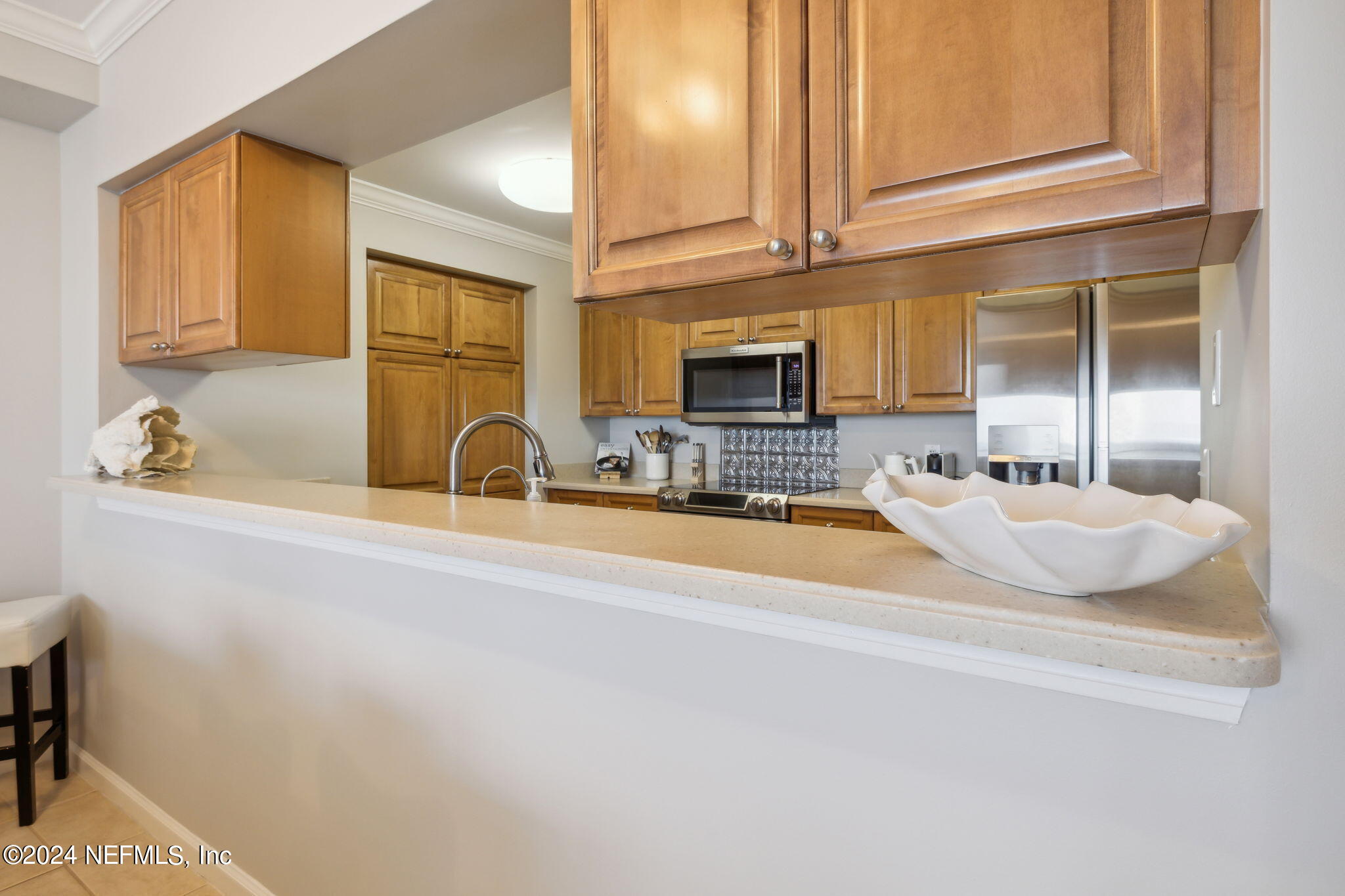 1415 1ST Street N, 903