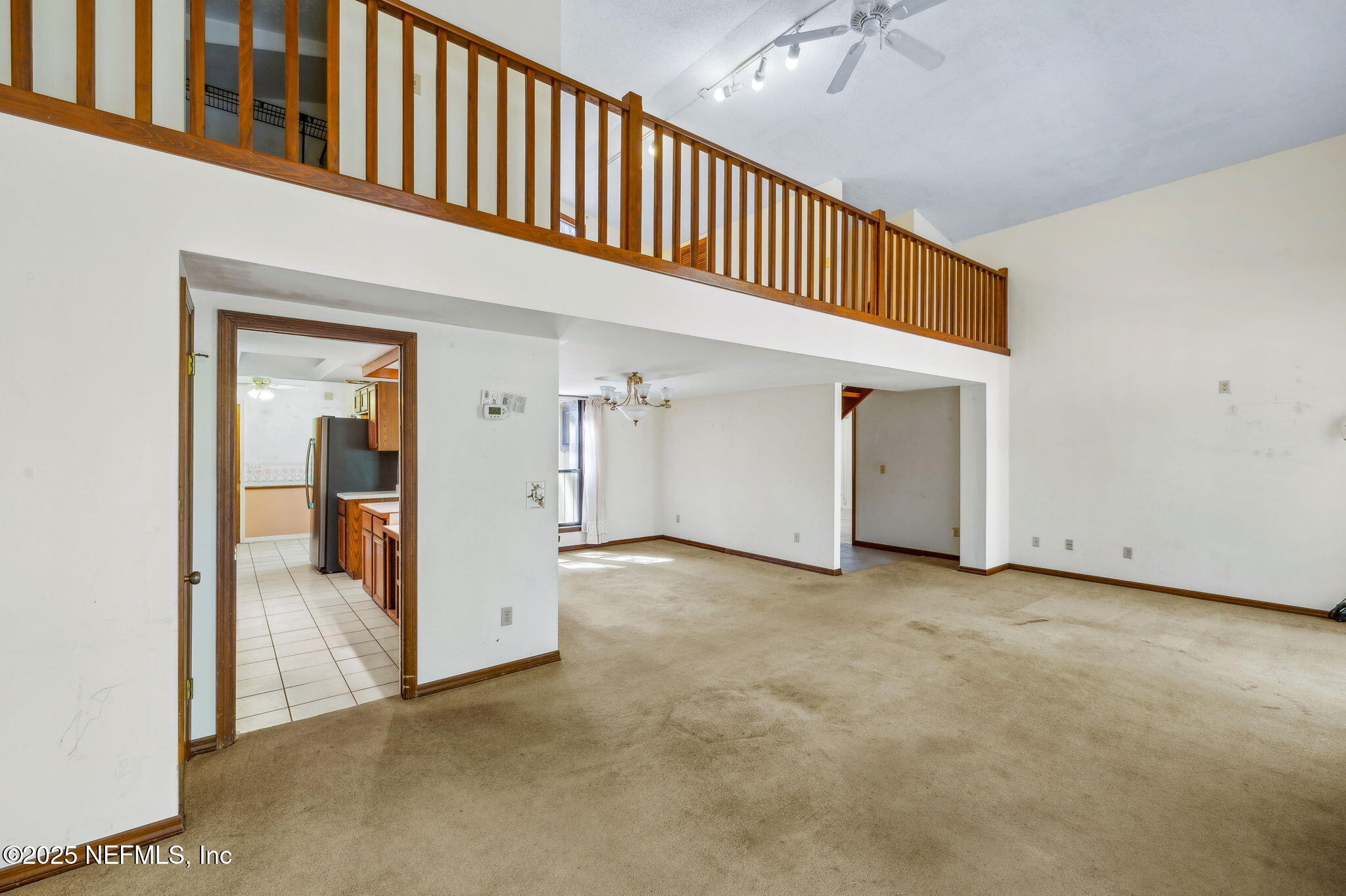 1875 LIVE OAK Lane