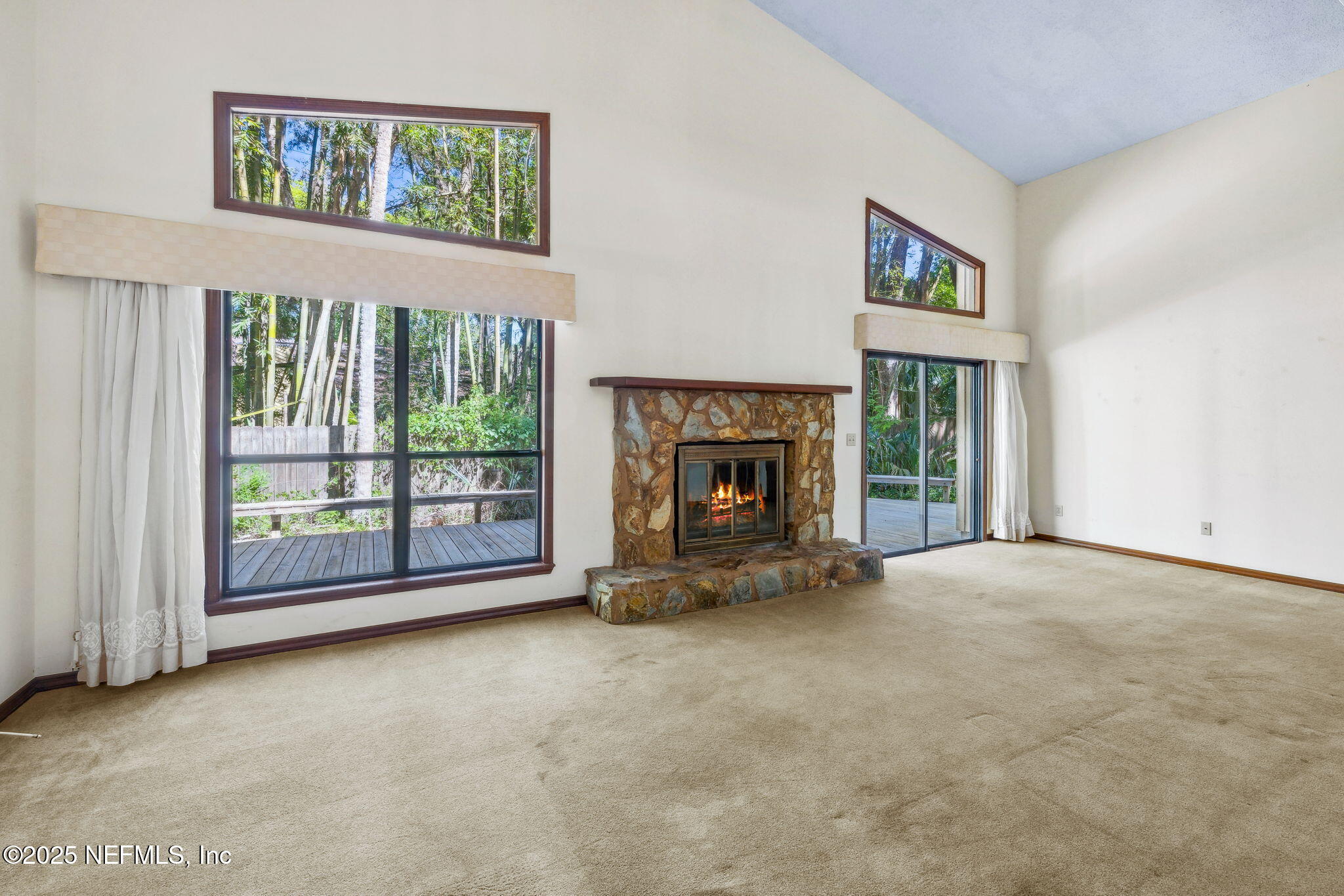 1875 LIVE OAK Lane