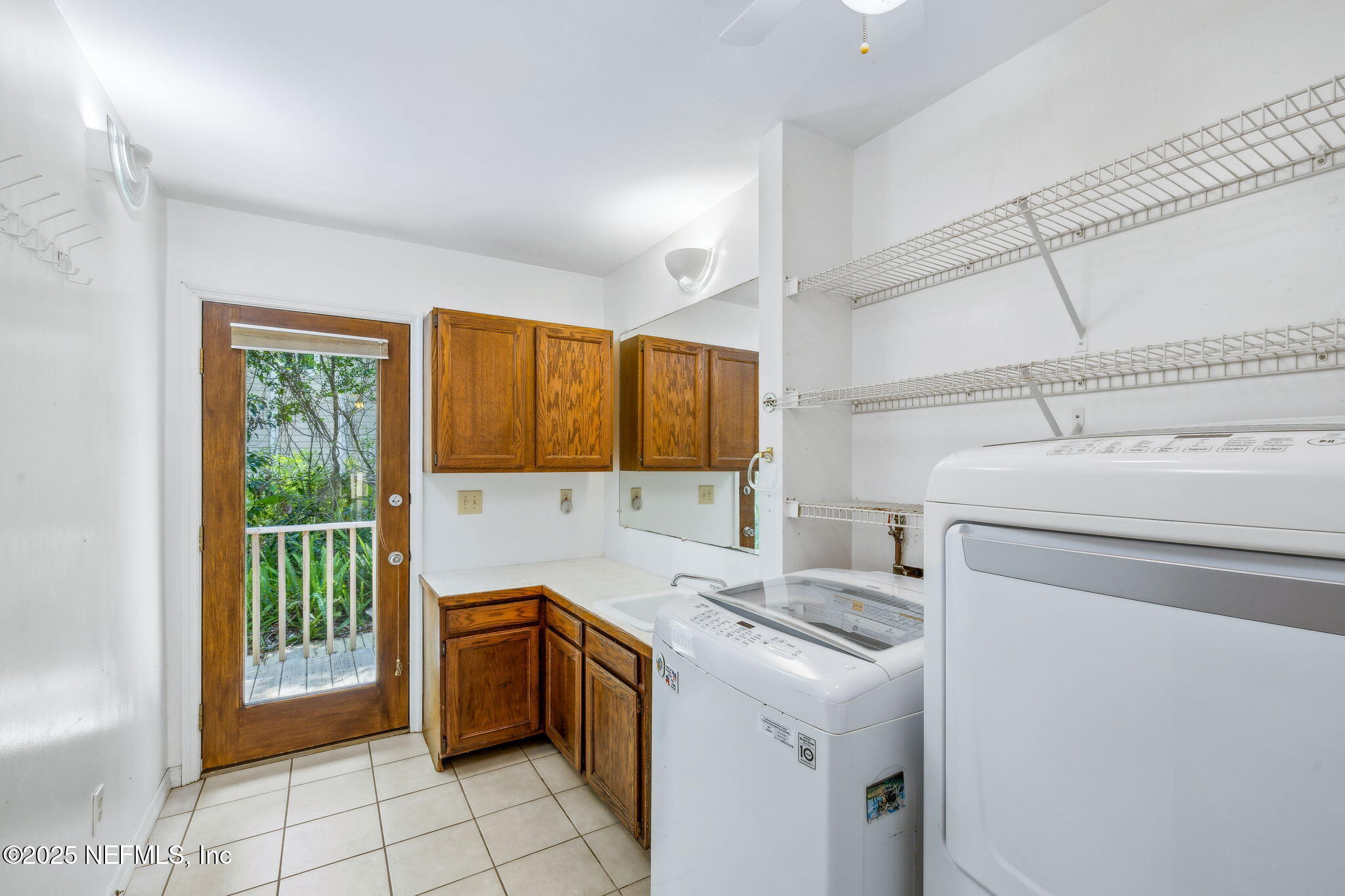 1875 LIVE OAK Lane