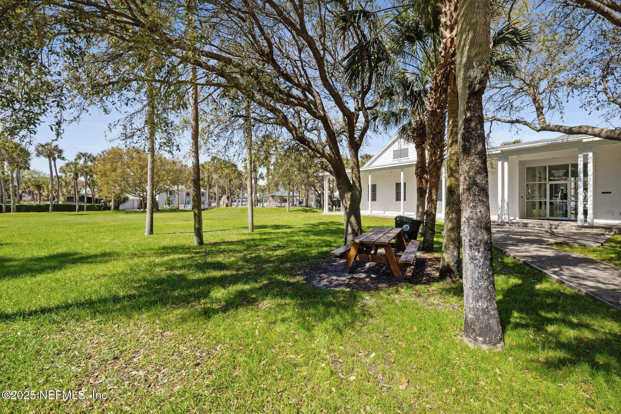 1875 LIVE OAK Lane