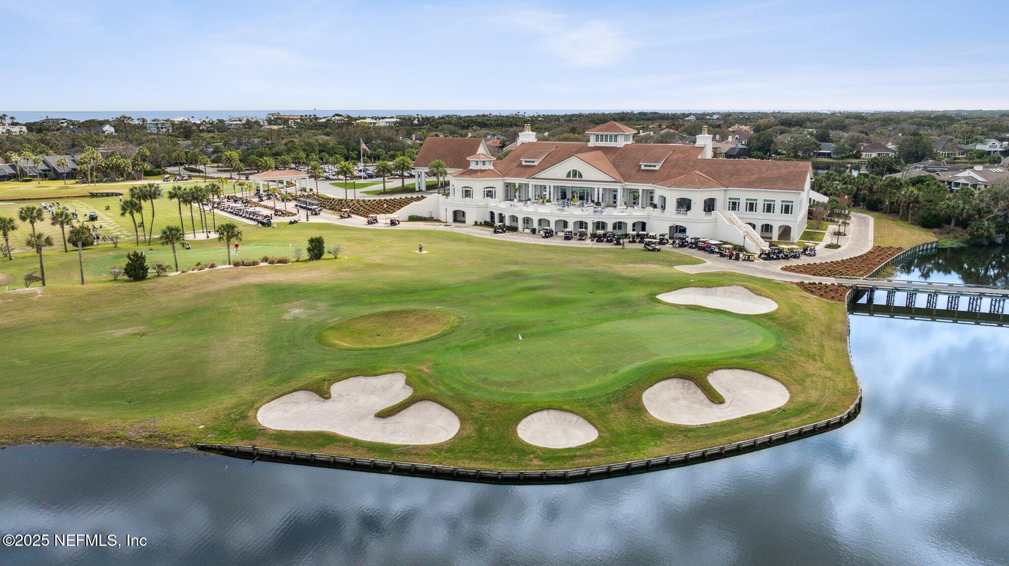 22 WALKERS RIDGE Drive