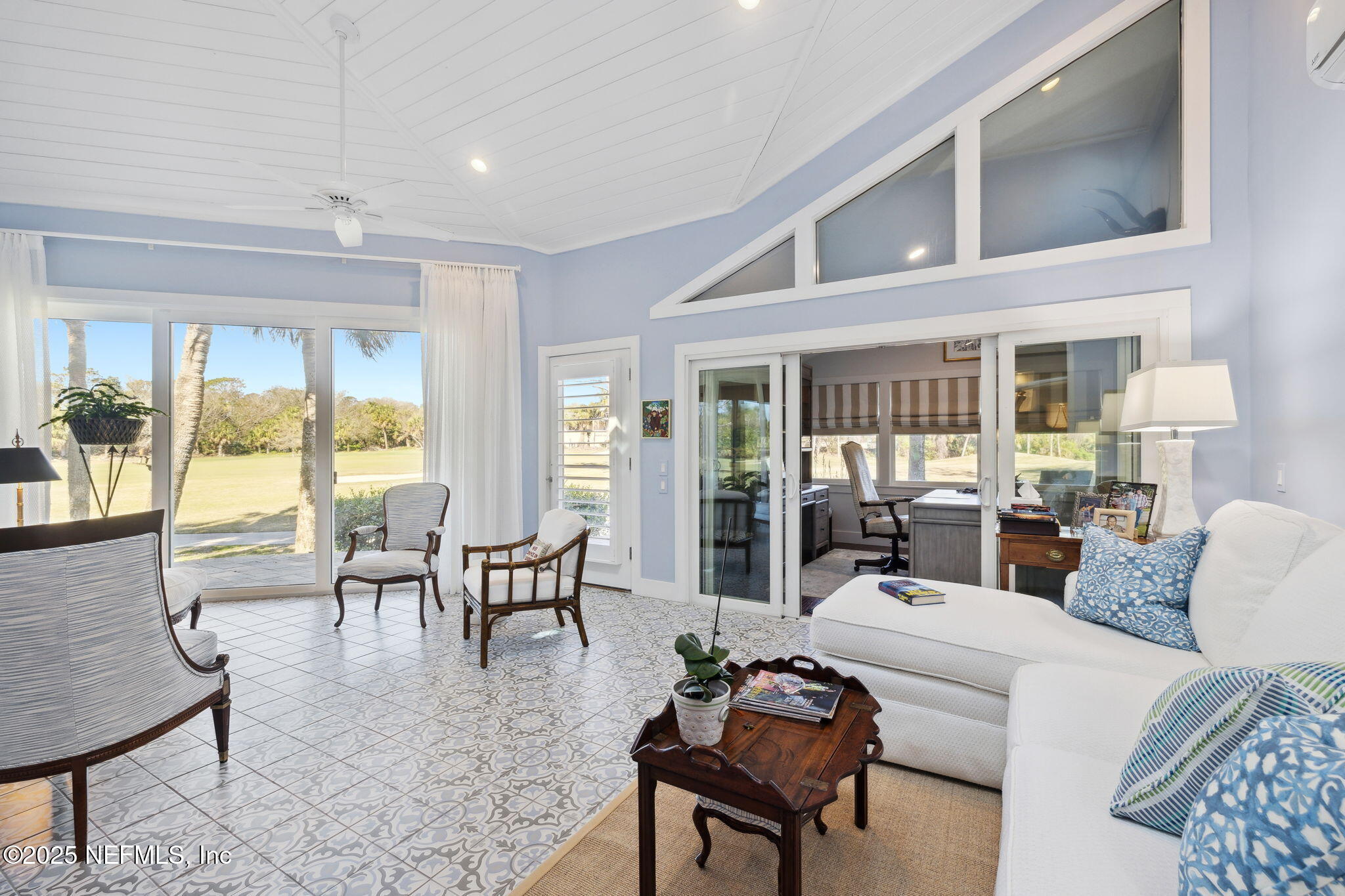 22 WALKERS RIDGE Drive